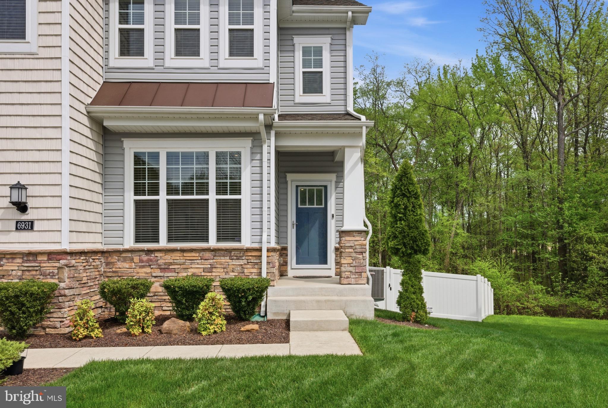 6931 GALESBURY COURT