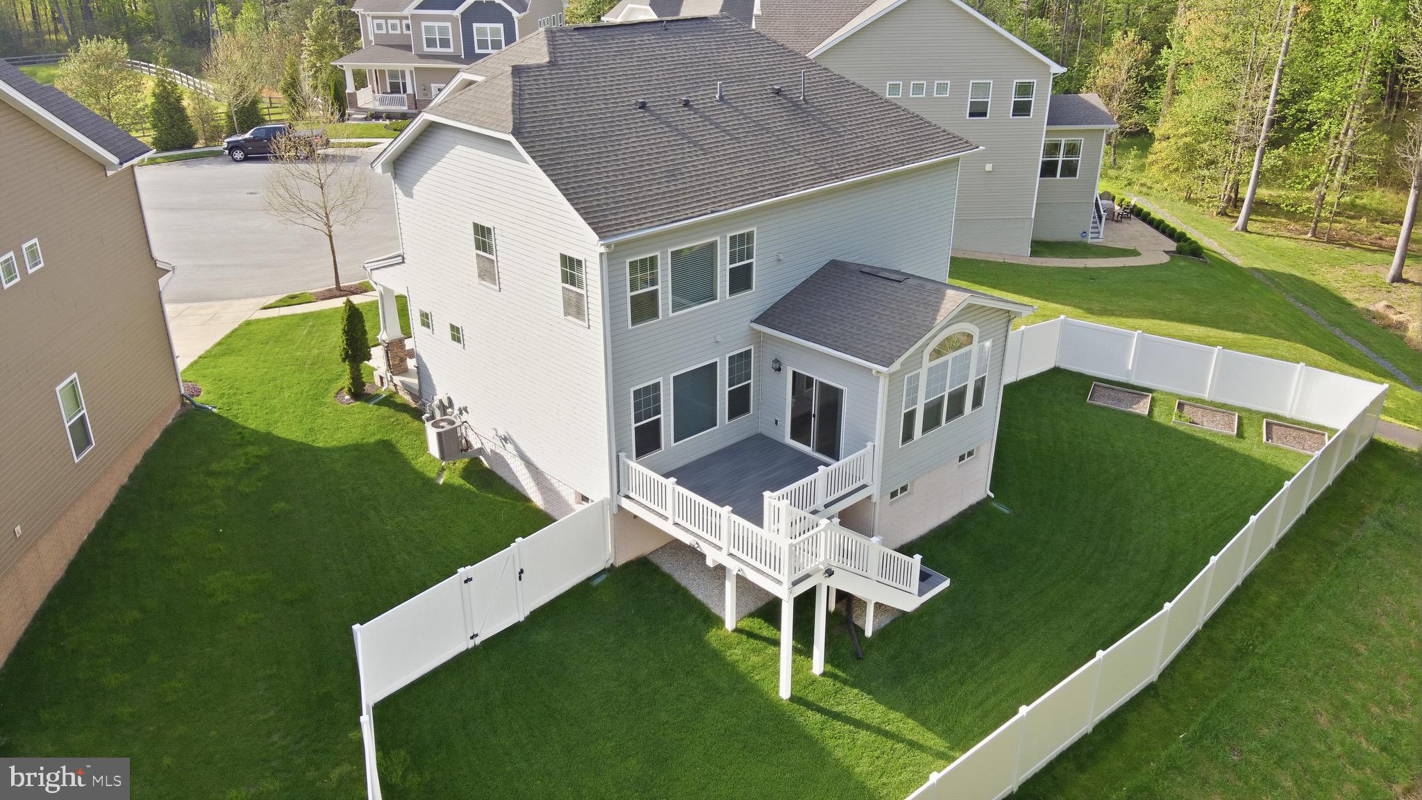 6931 GALESBURY COURT