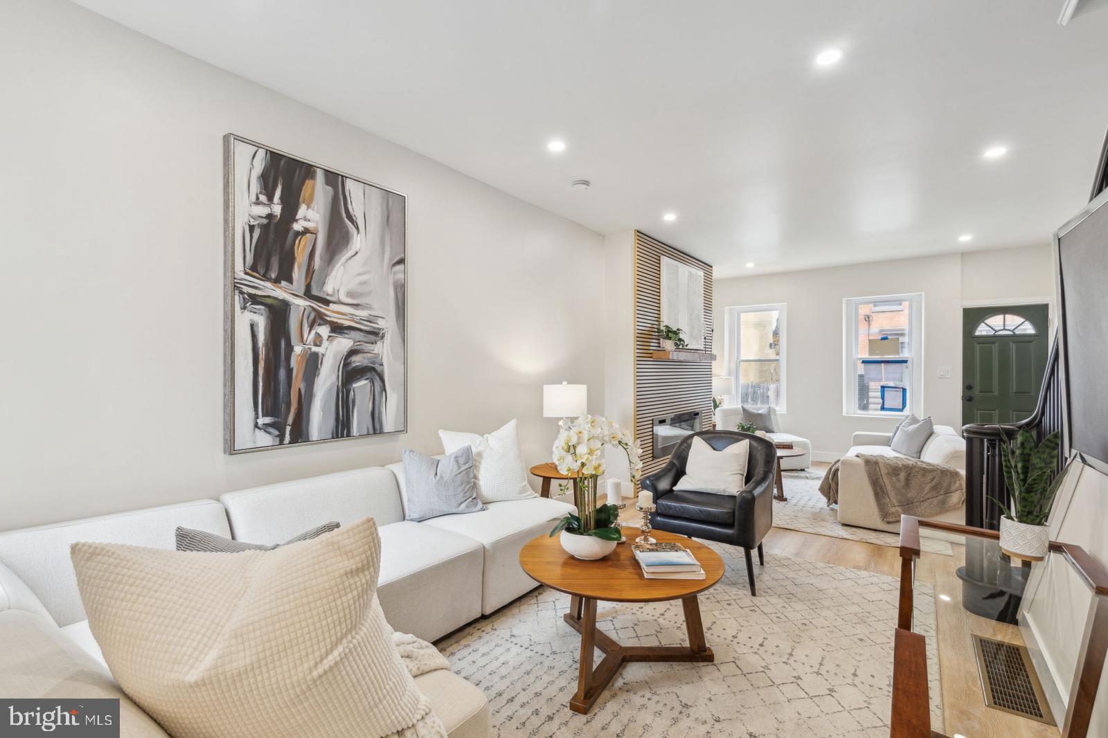 EAST KENSINGTON - Residential