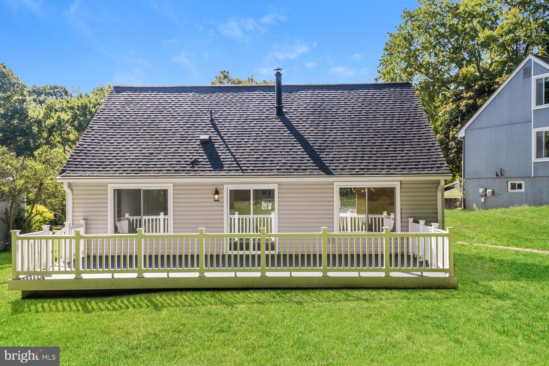 10103 MEREDITH AVENUE