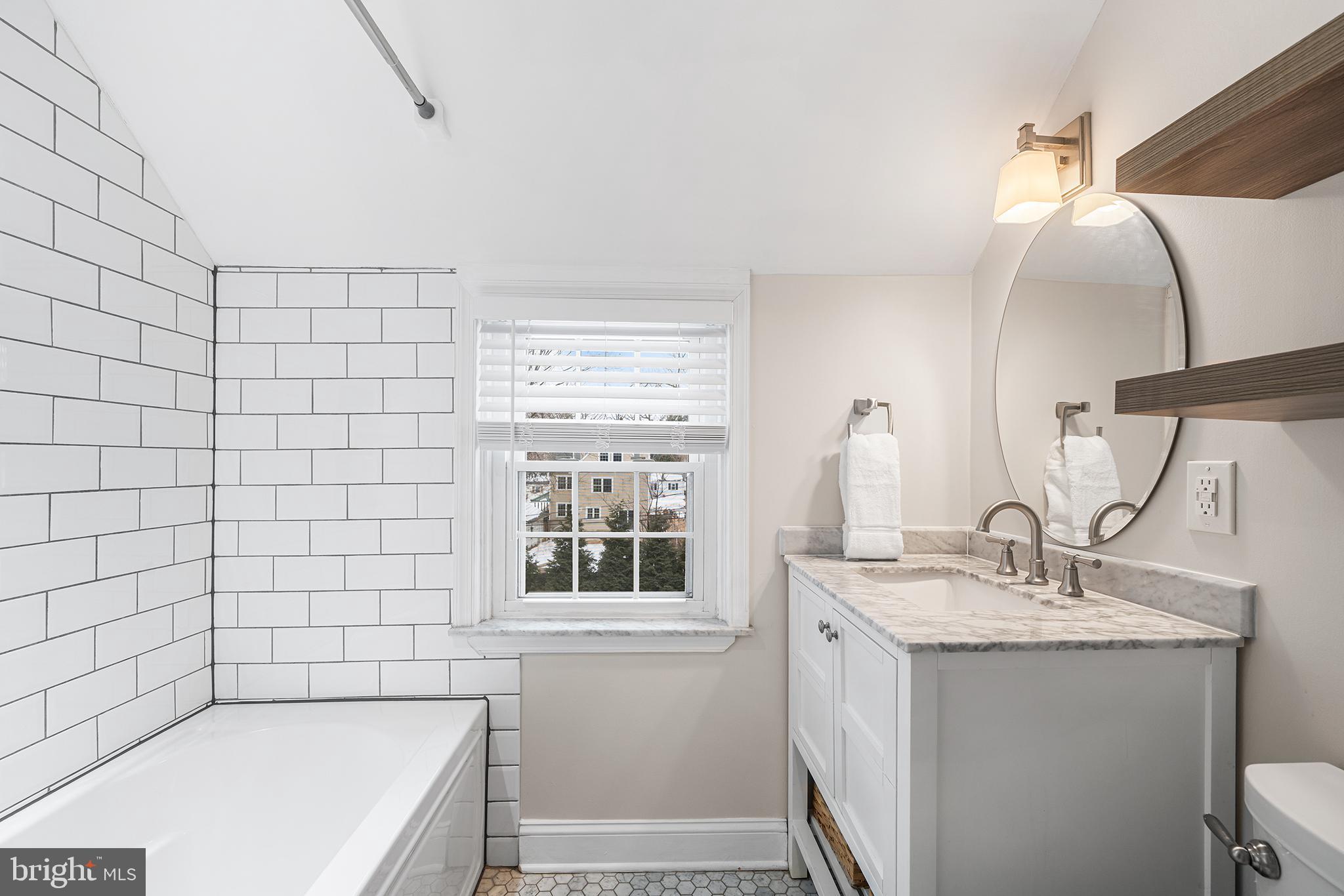 PAOLI MANOR - Residential