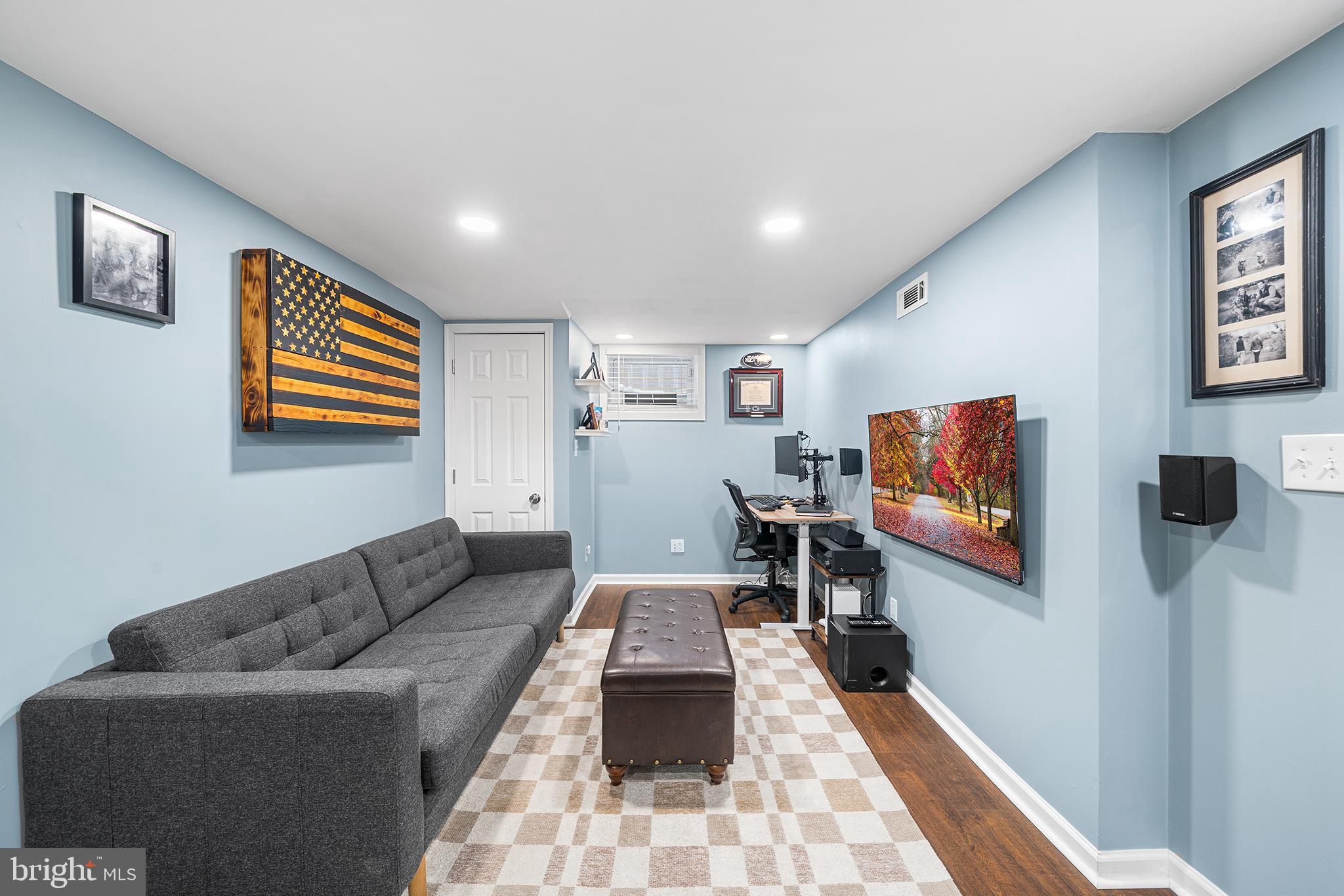 PAOLI MANOR - Residential