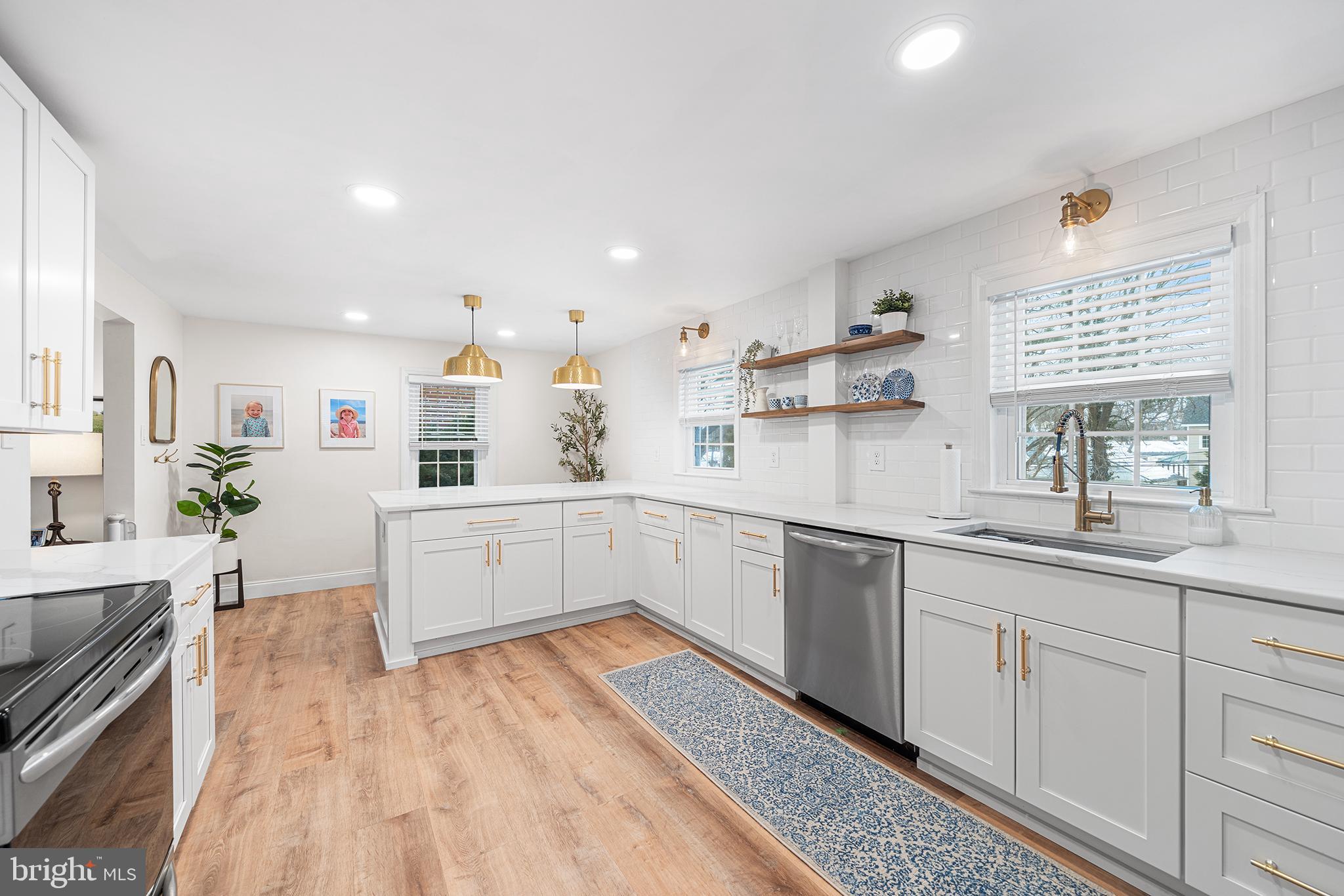 PAOLI MANOR - Residential