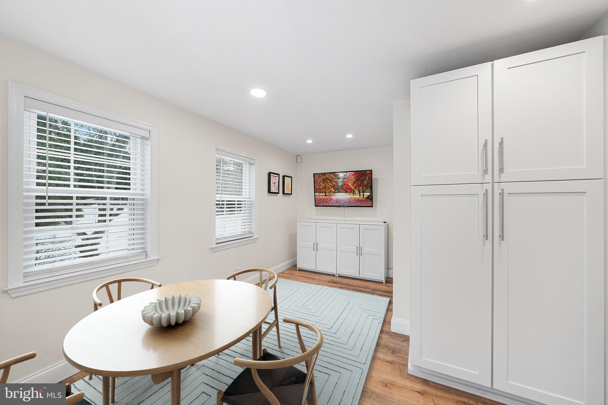 PAOLI MANOR - Residential