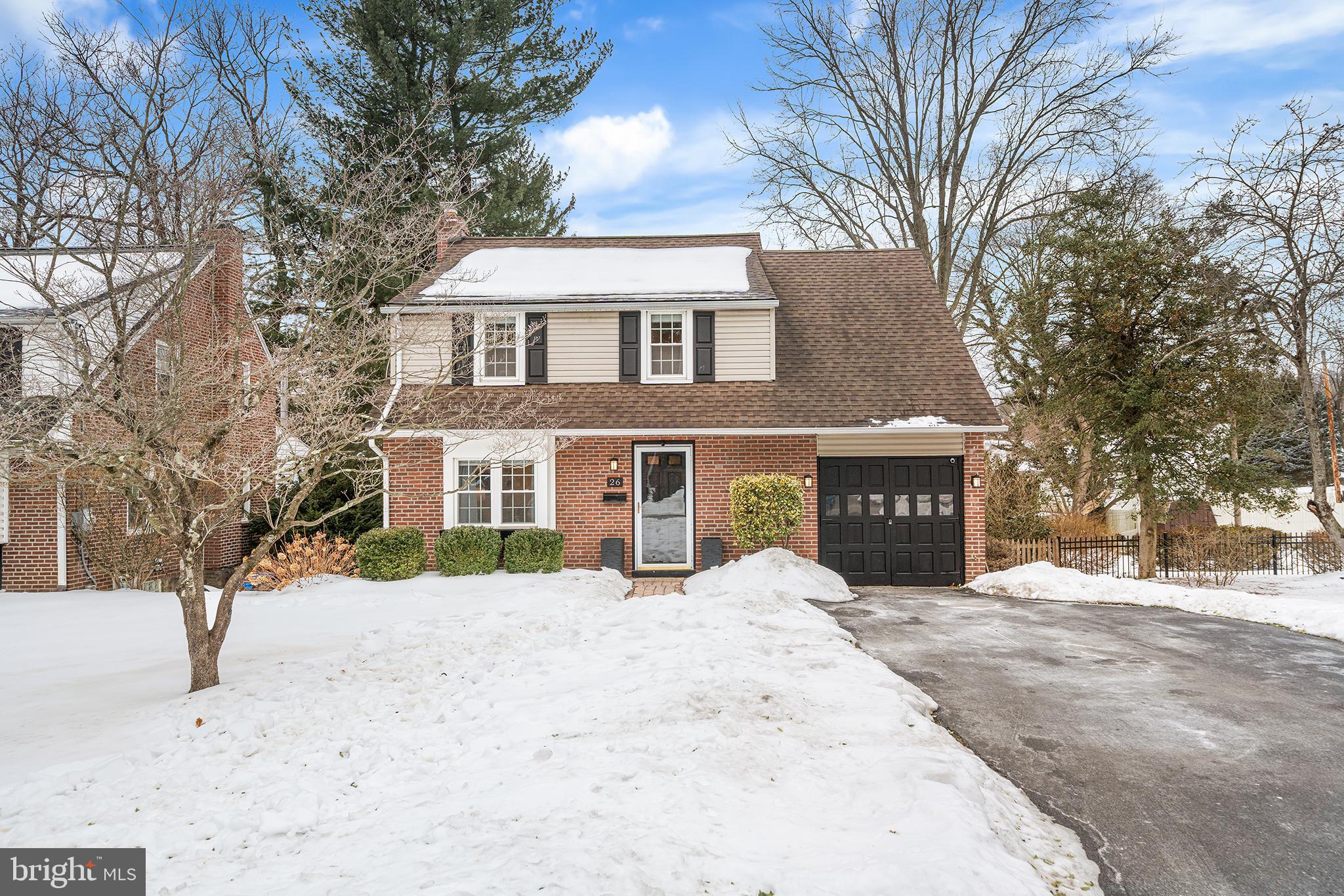 PAOLI MANOR - Residential