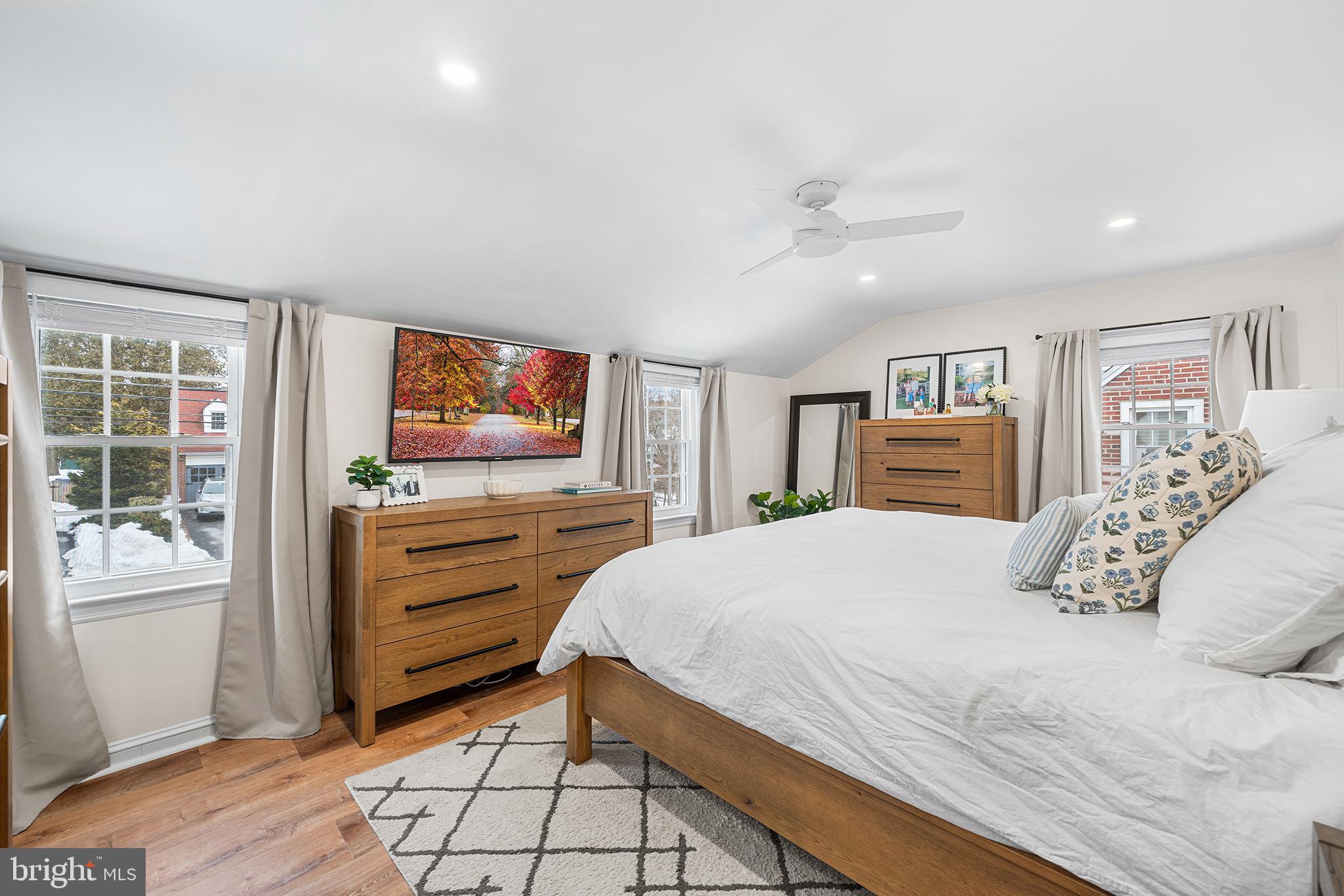 PAOLI MANOR - Residential