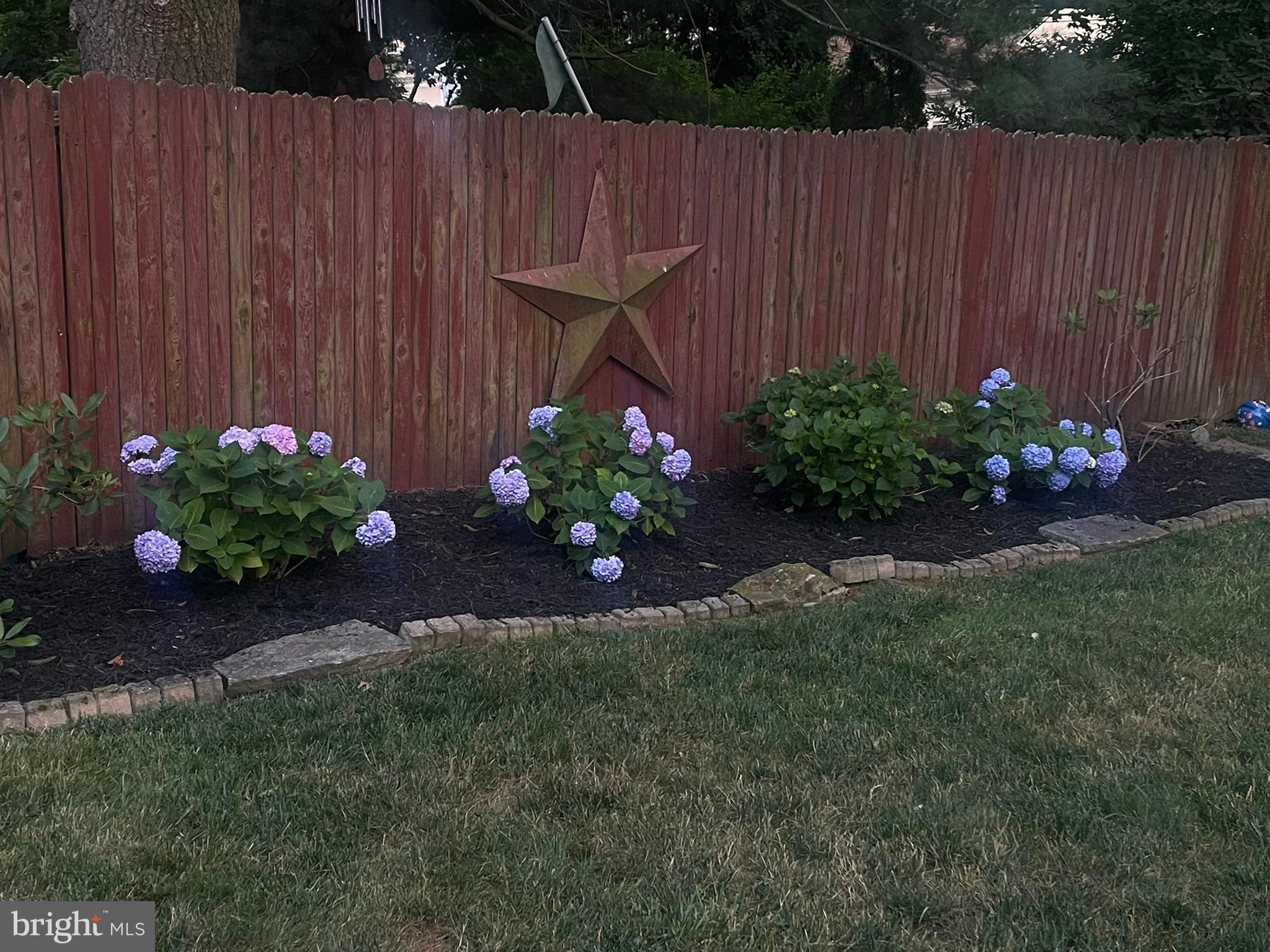 PAOLI MANOR - Residential