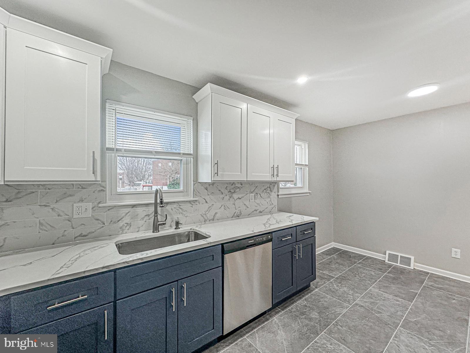 SOMERTON - Residential