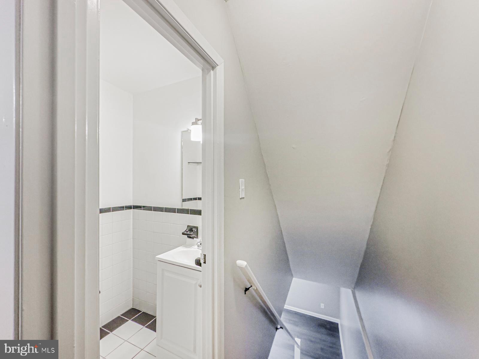 SOMERTON - Residential