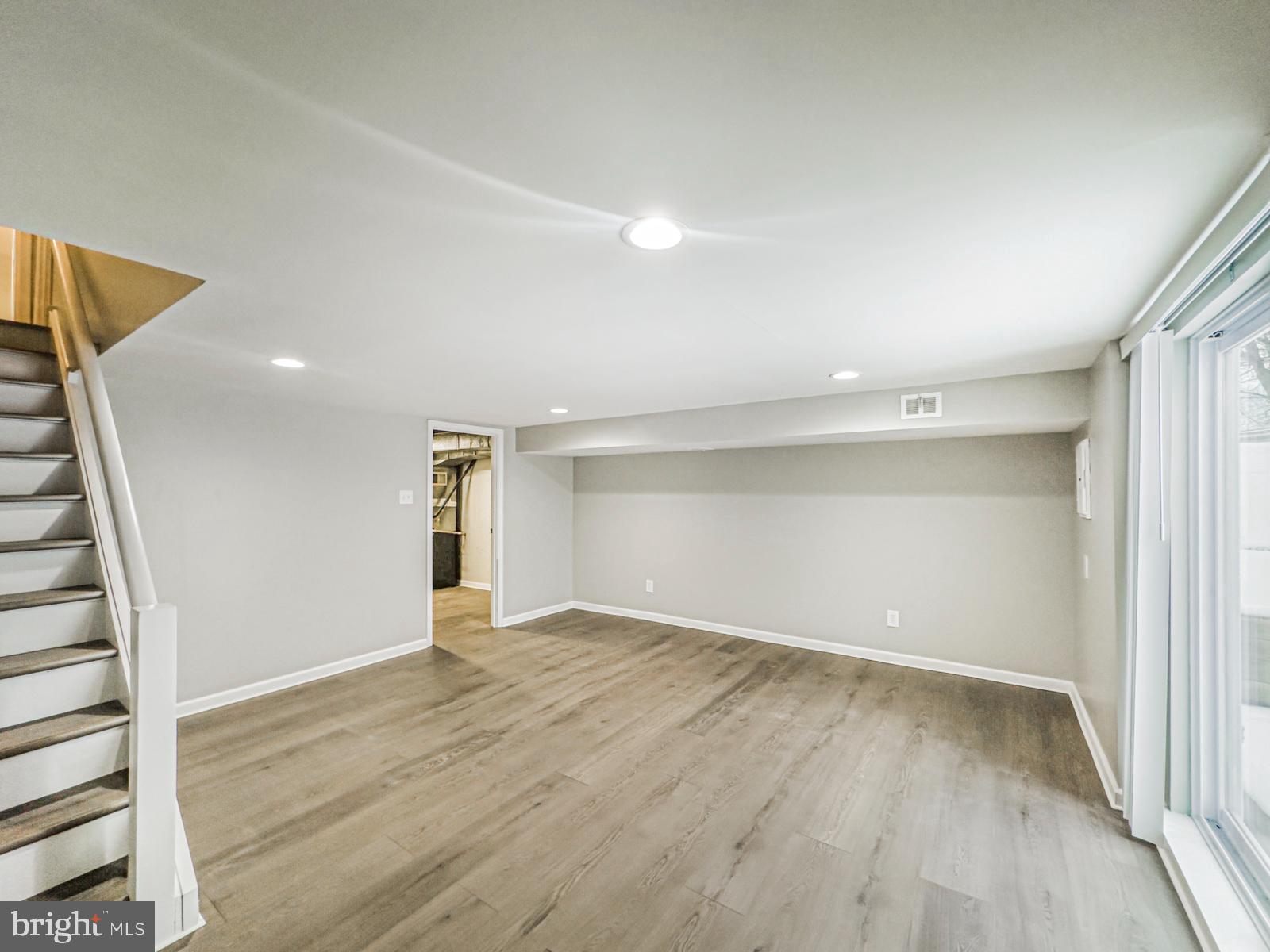 SOMERTON - Residential