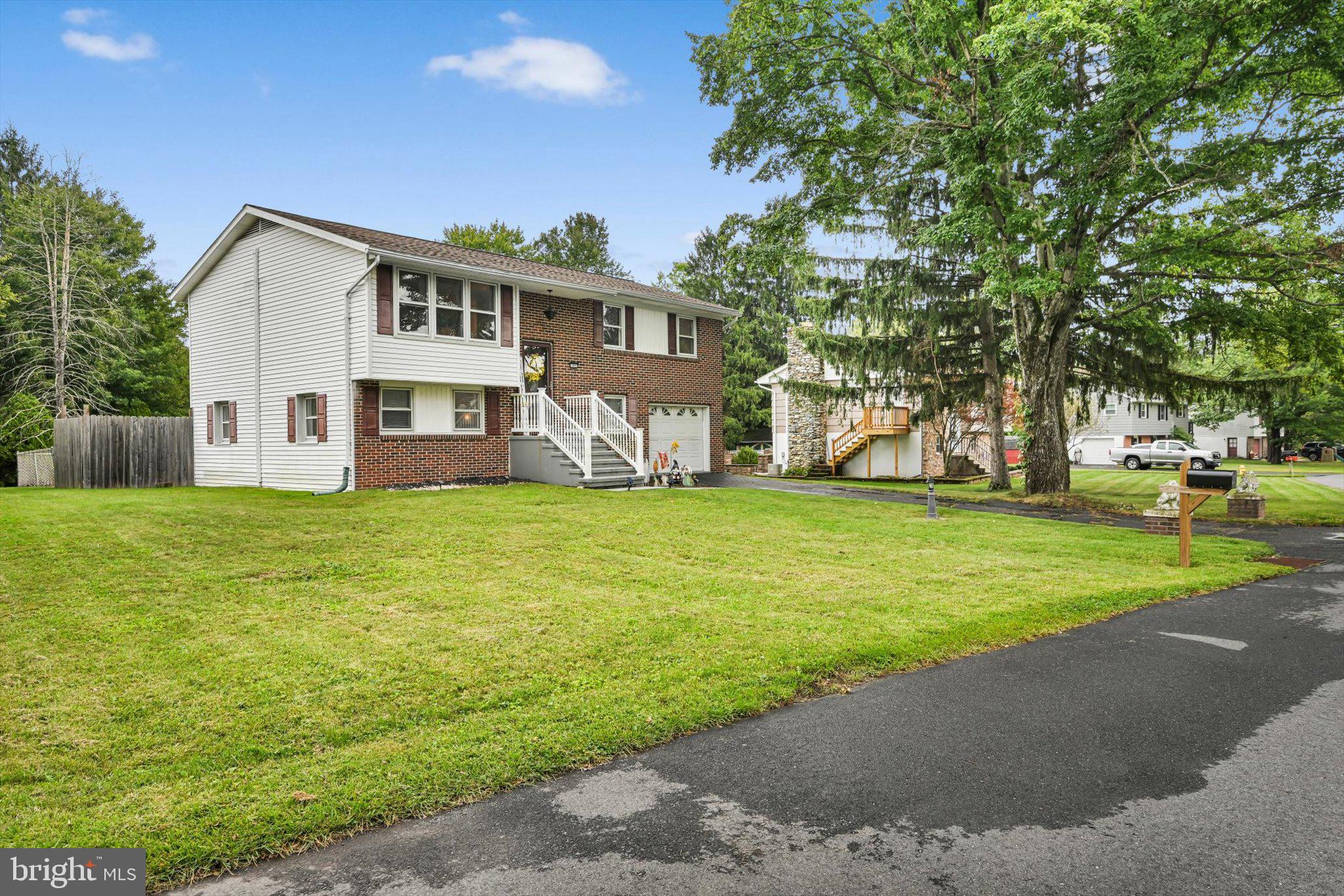 395 MARSHALL DRIVE