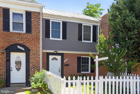 Townhouse For Sale - 9635 Aspen Place<br/> MANASSAS, VA 20110