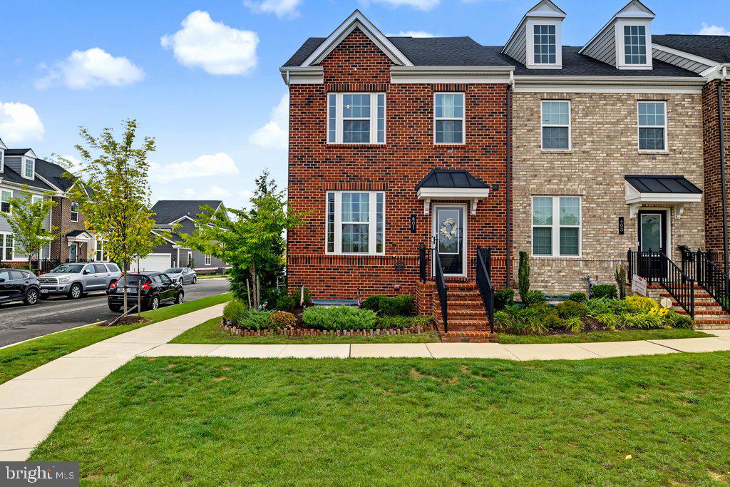 401 HOLLOWAY STREET