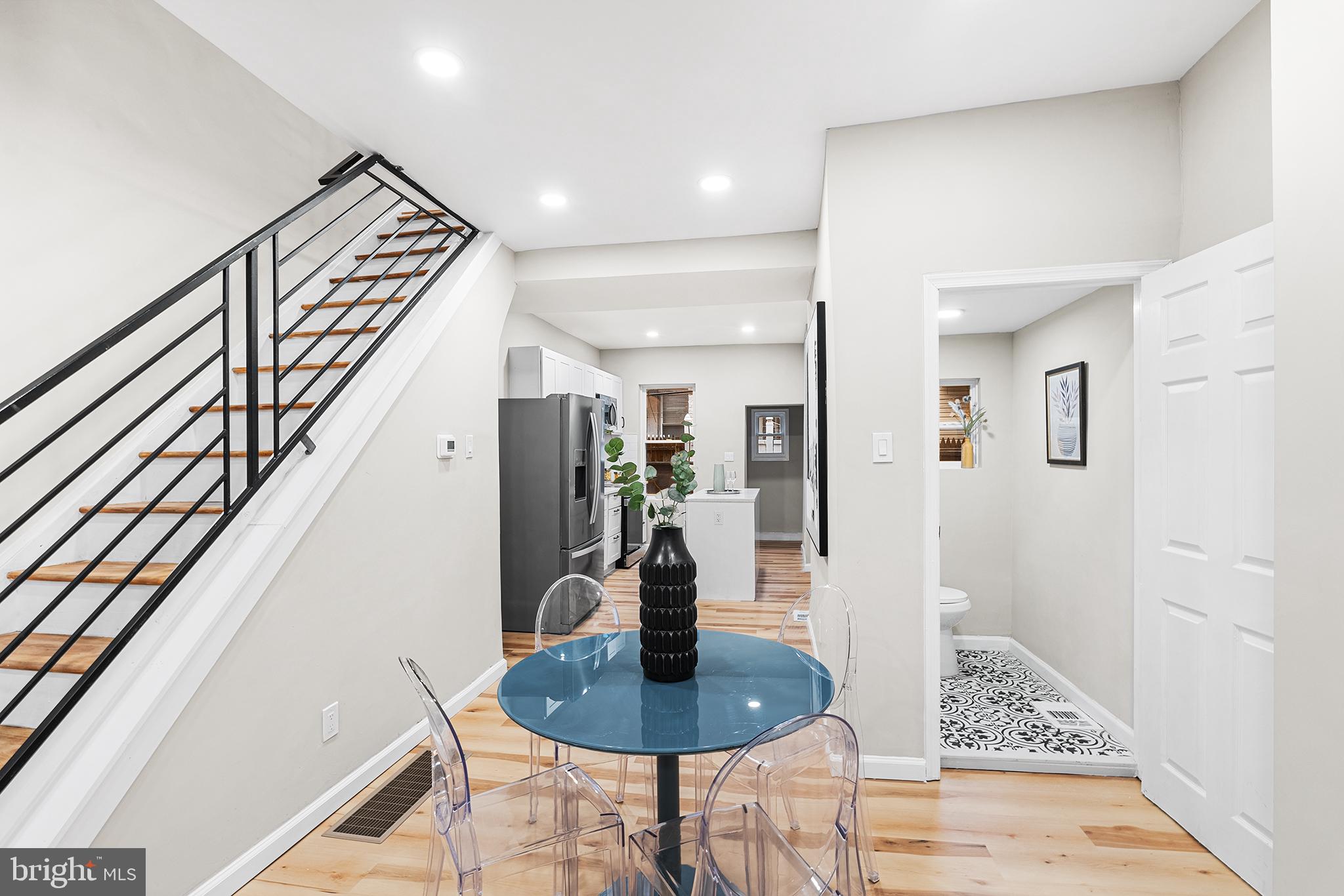 POINT BREEZE - Residential