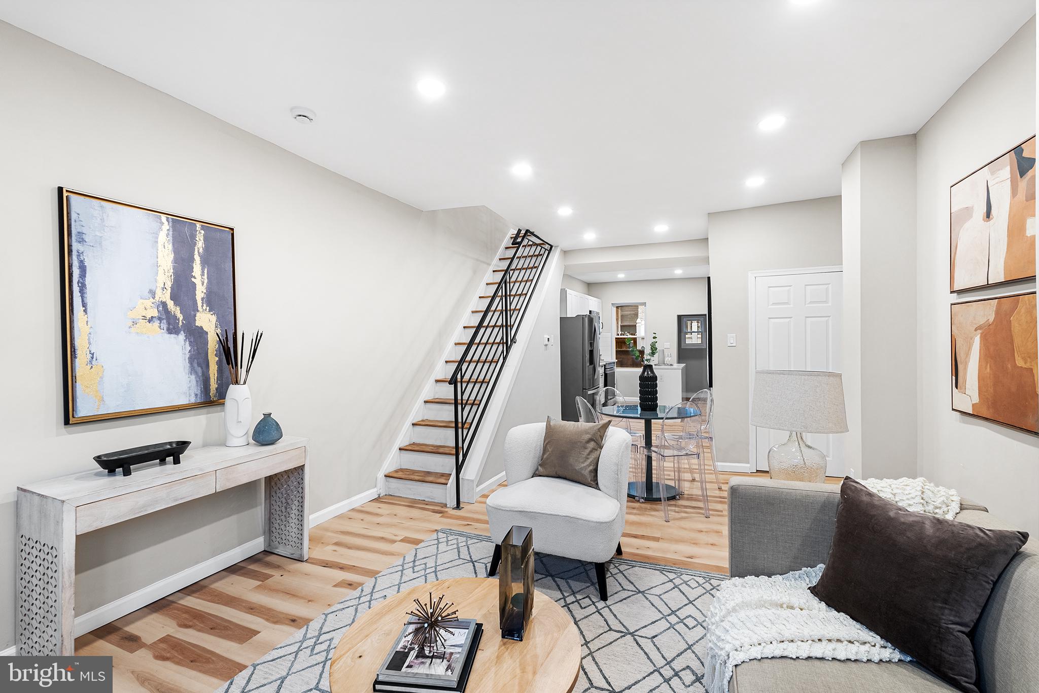 POINT BREEZE - Residential