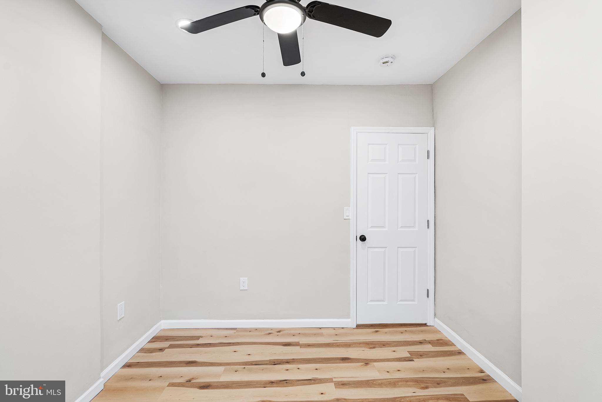 POINT BREEZE - Residential