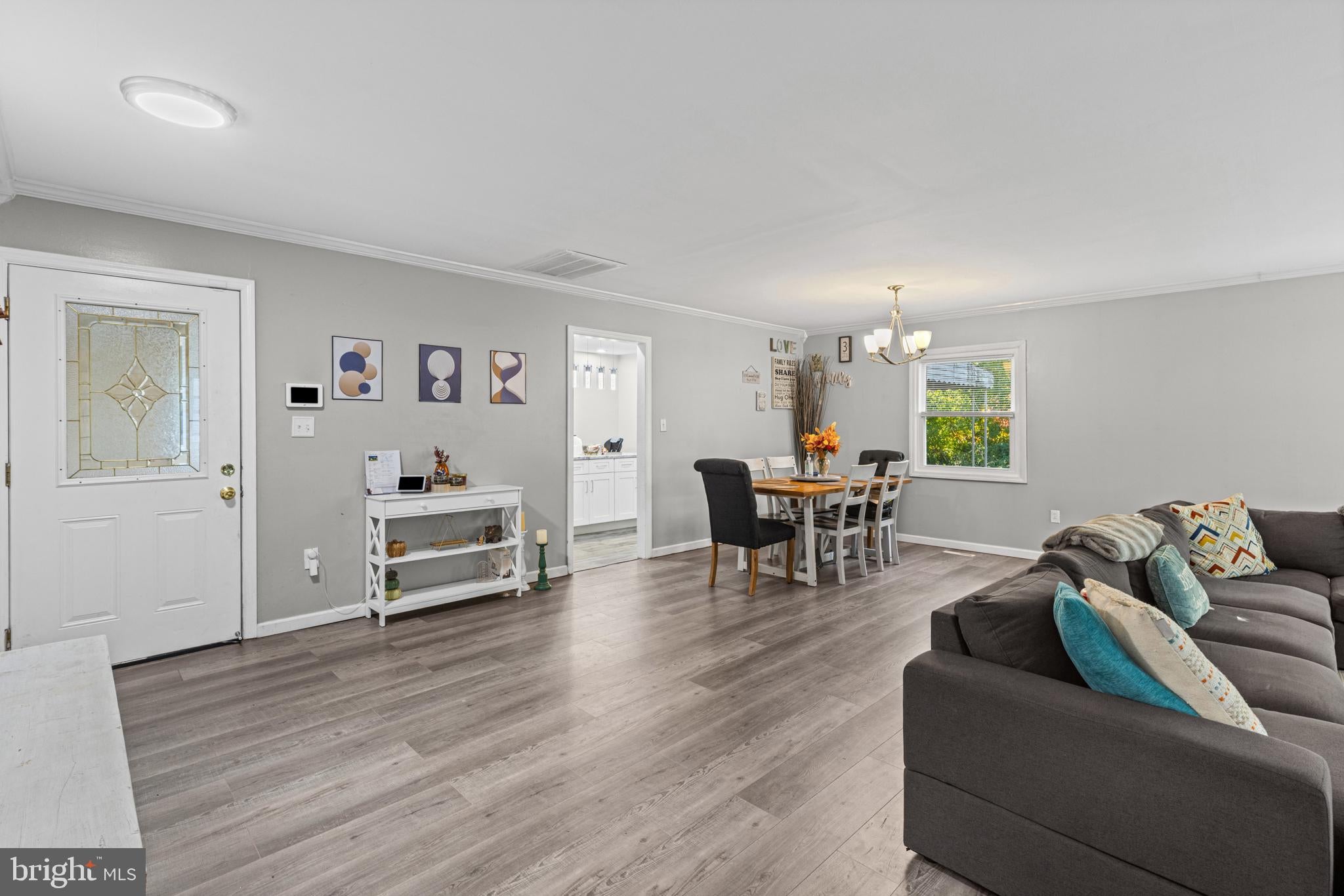 11 HASTING LANE