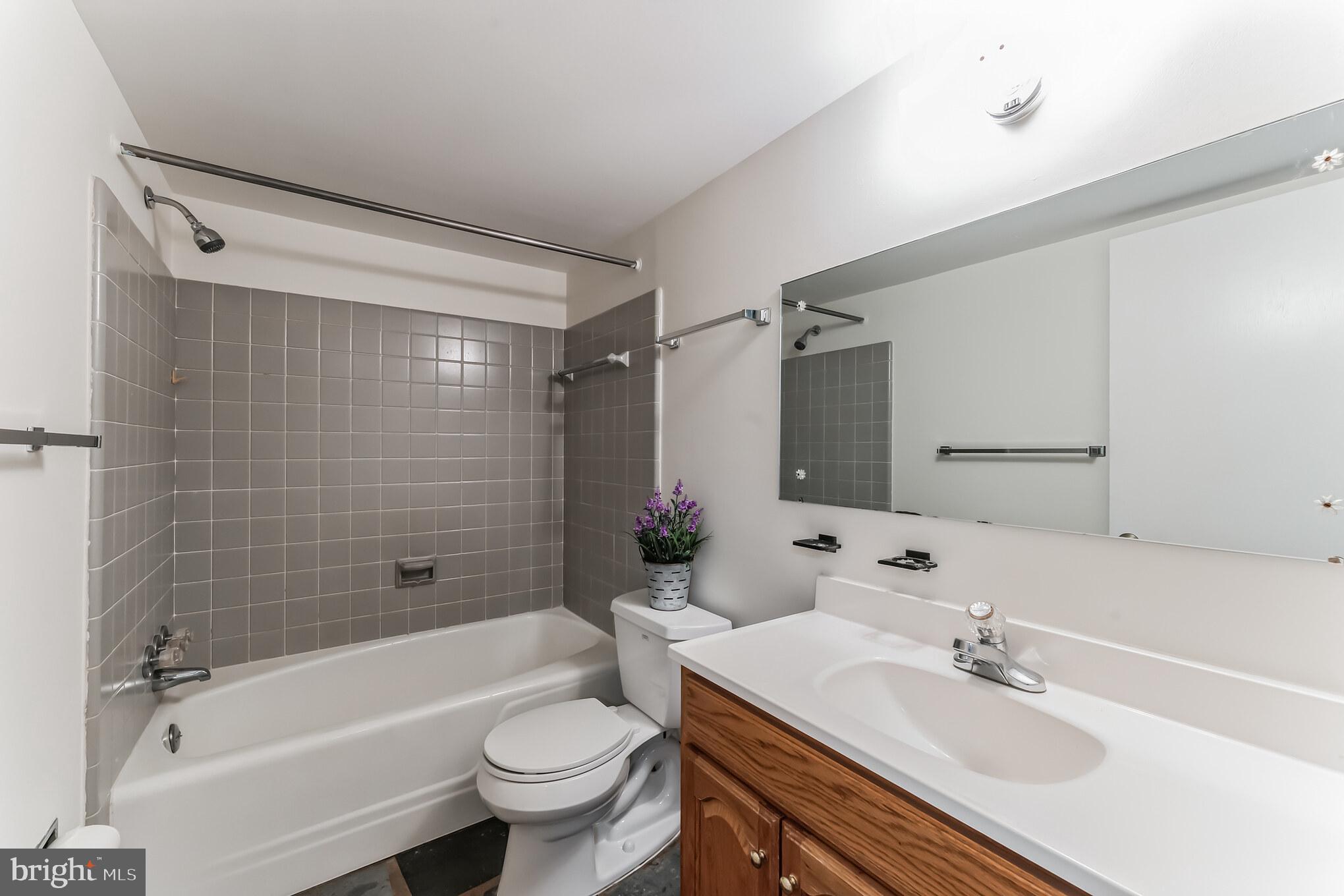 HOME ACRES - Residential