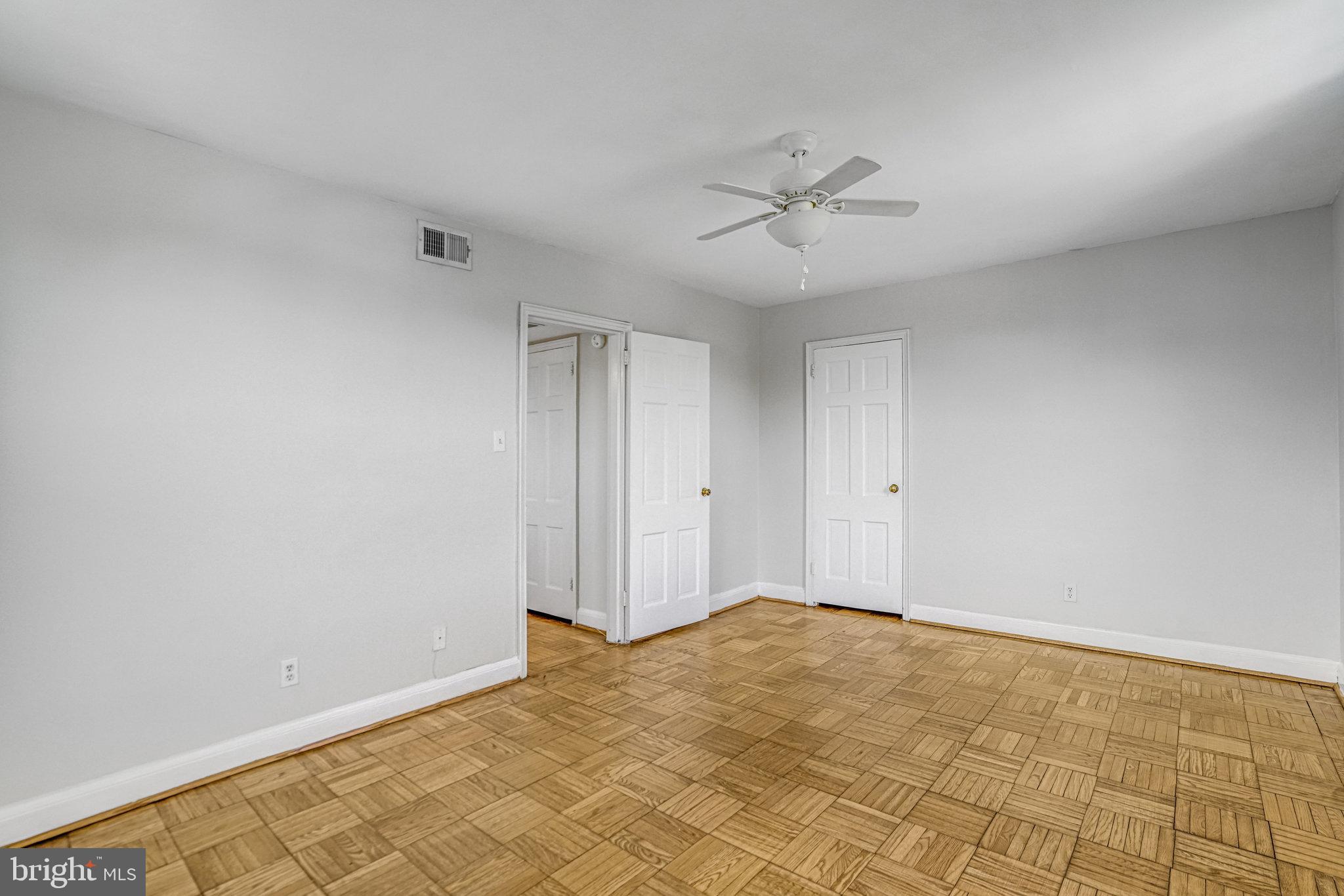 ARBORS OF ARLINGTON - Residential Lease