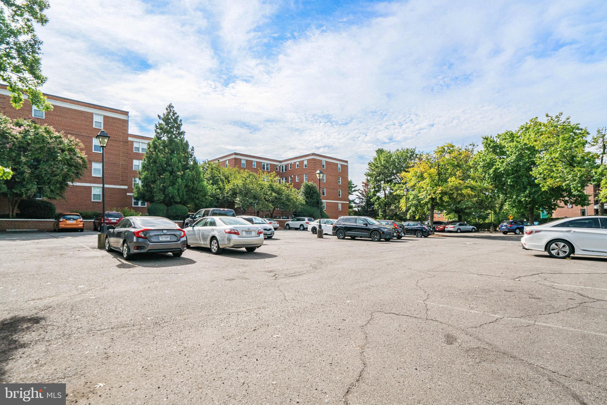 ARBORS OF ARLINGTON - Residential Lease