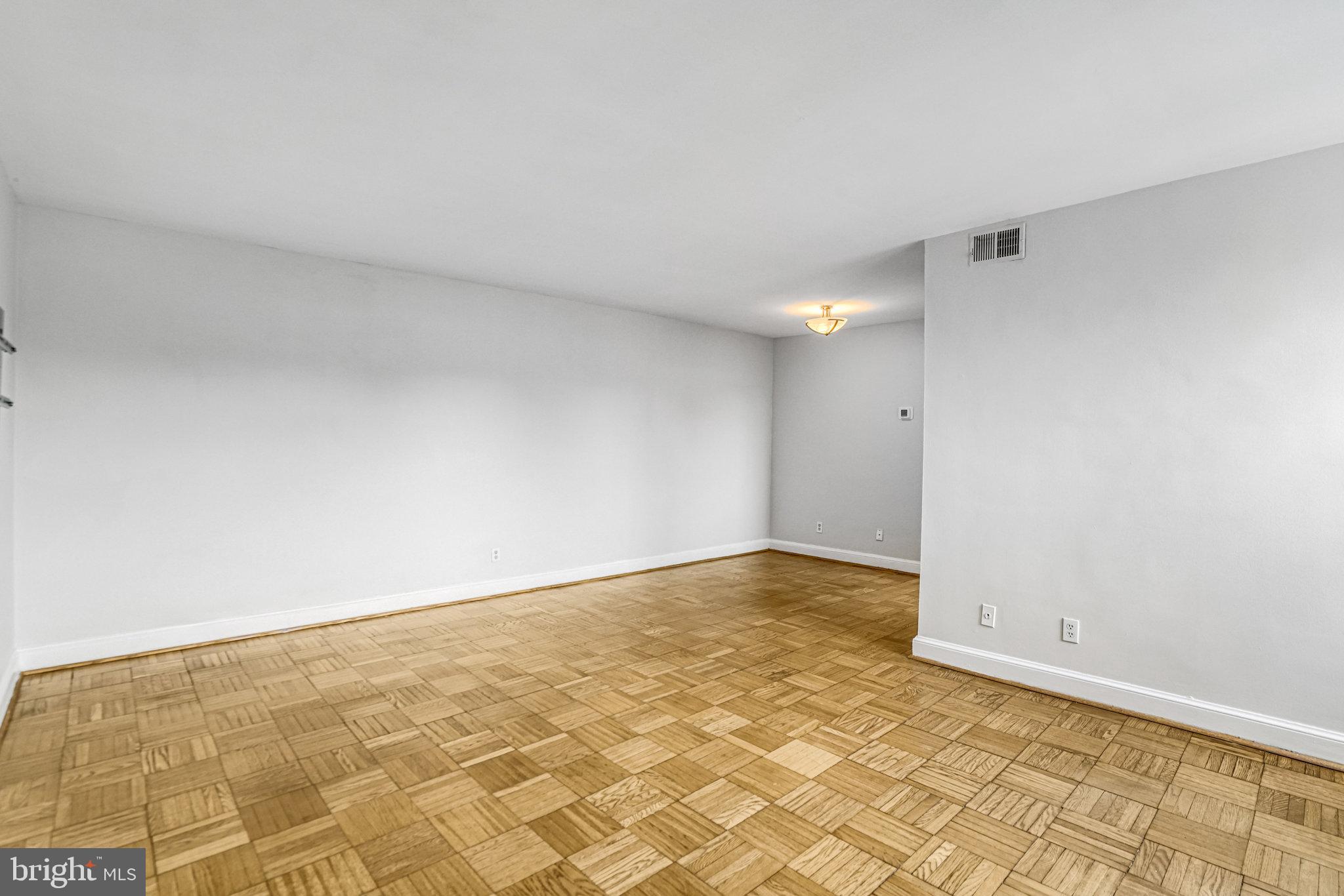 ARBORS OF ARLINGTON - Residential Lease