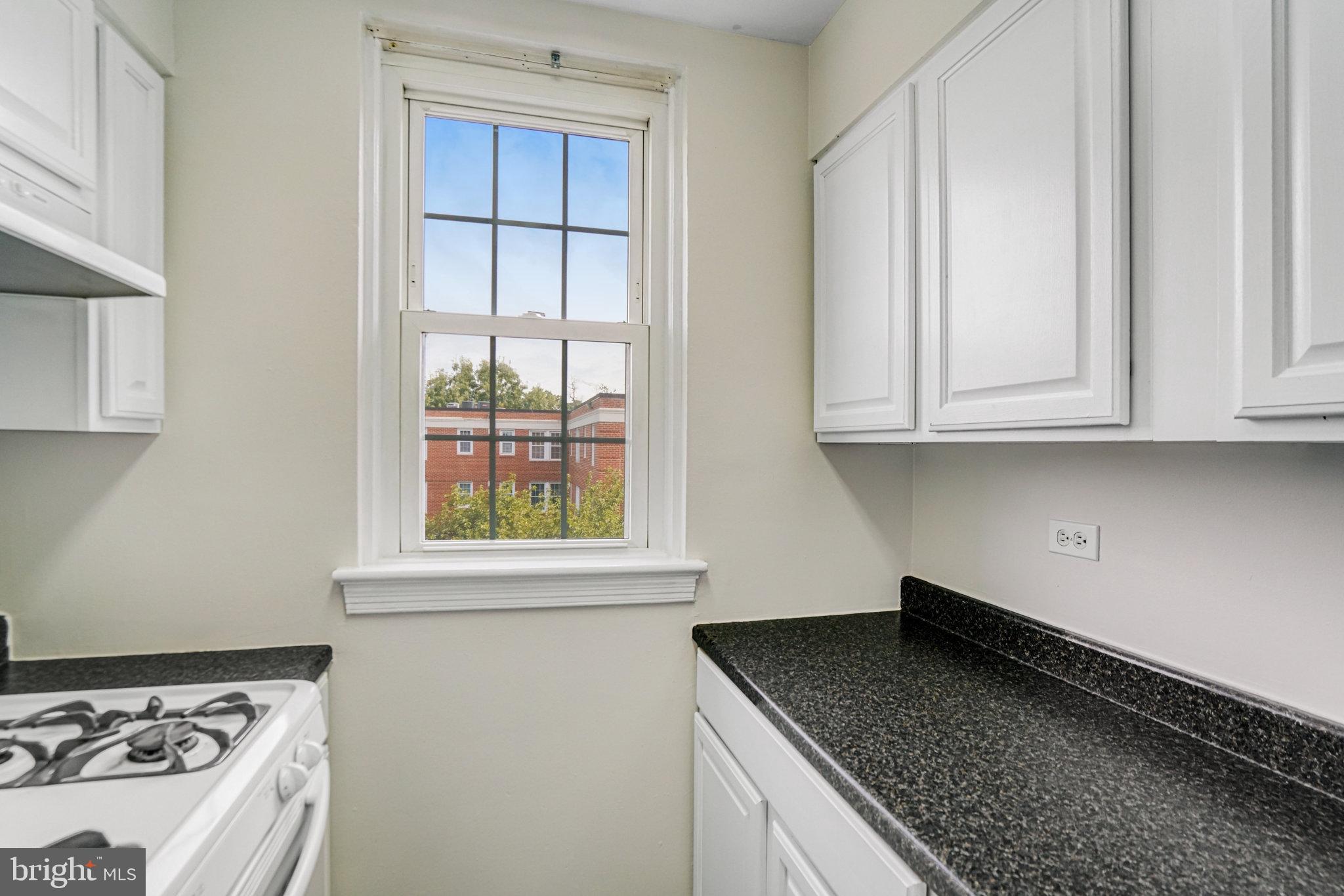 ARBORS OF ARLINGTON - Residential Lease