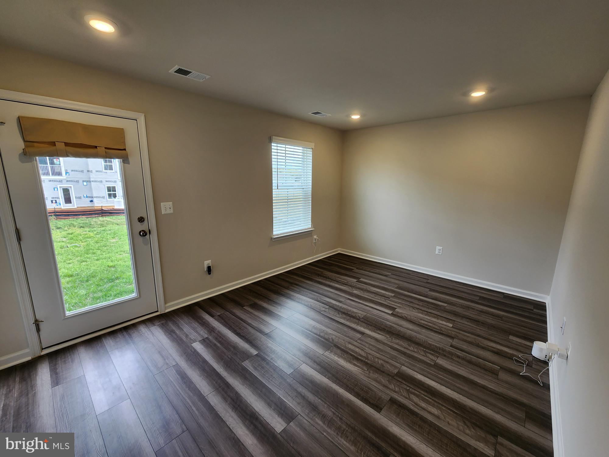 THE GALLERY - Residential Lease