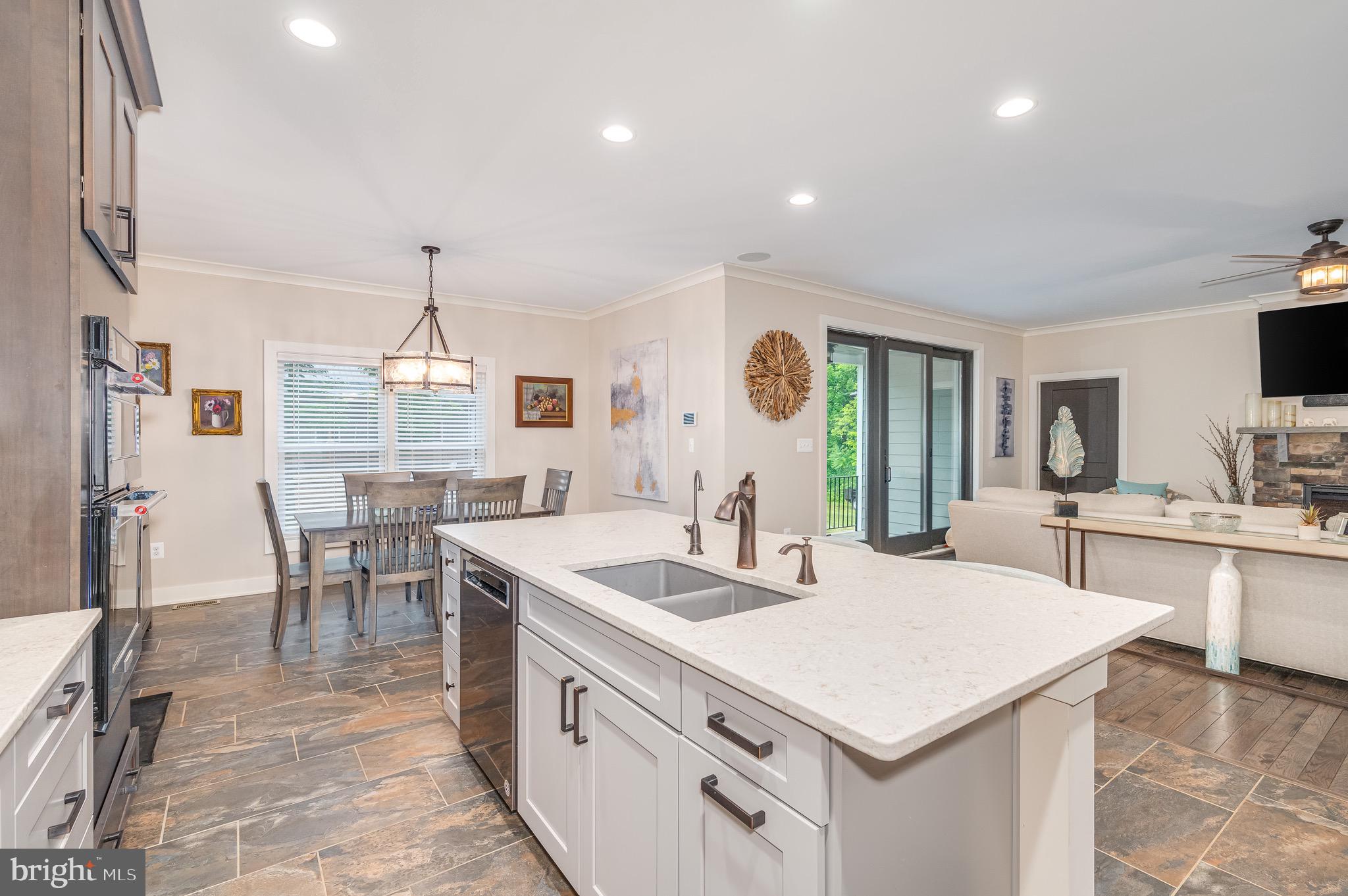 CROSSINGS ON THE POTOMAC - Residential