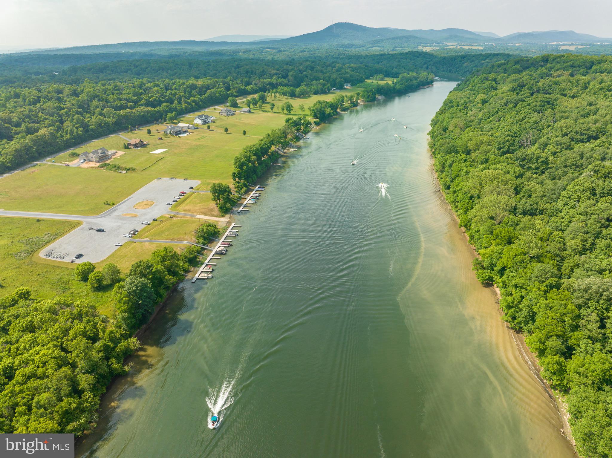 CROSSINGS ON THE POTOMAC - Residential