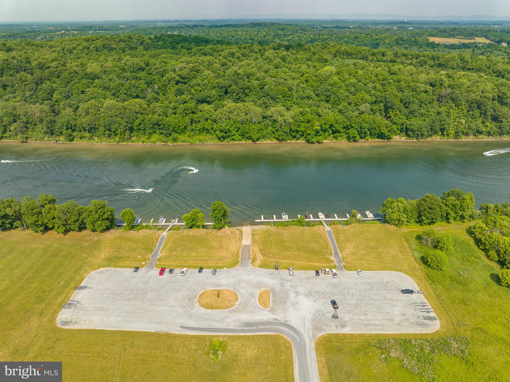 CROSSINGS ON THE POTOMAC - Residential