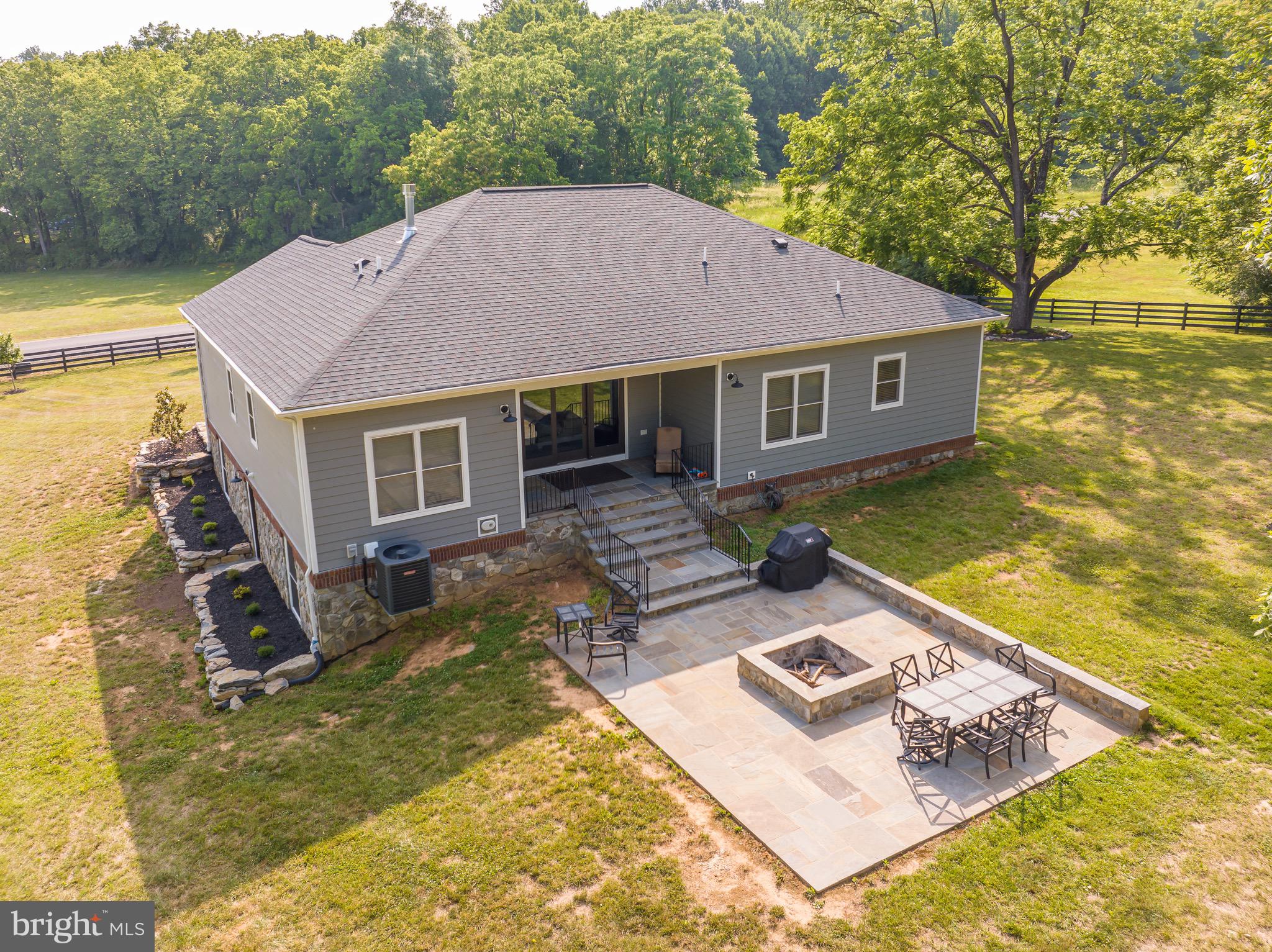 CROSSINGS ON THE POTOMAC - Residential