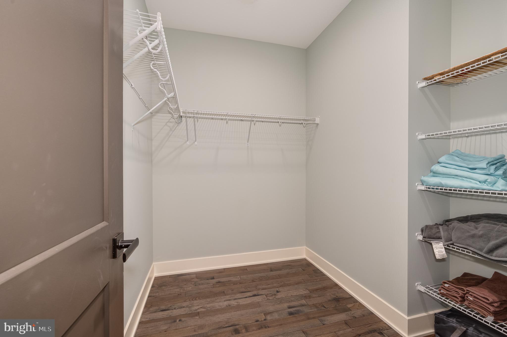 CROSSINGS ON THE POTOMAC - Residential