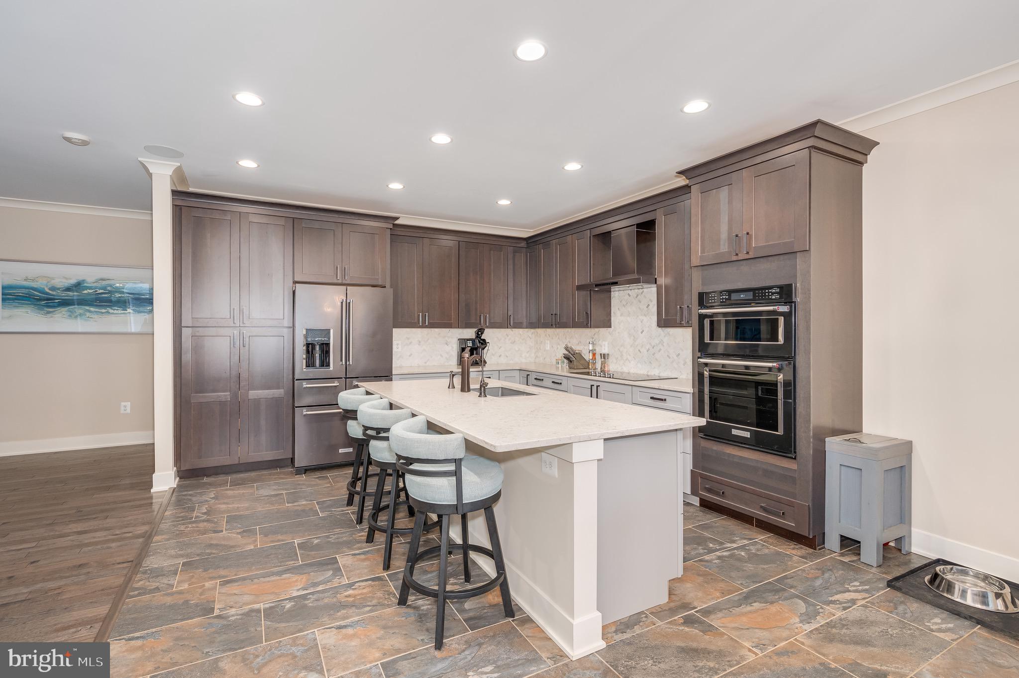 CROSSINGS ON THE POTOMAC - Residential