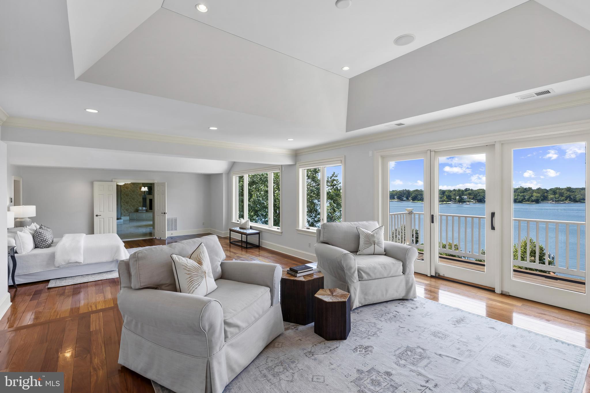 PENDENNIS MOUNT - Residential