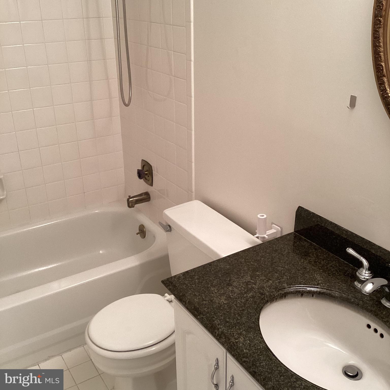 WOODSIDE - Residential