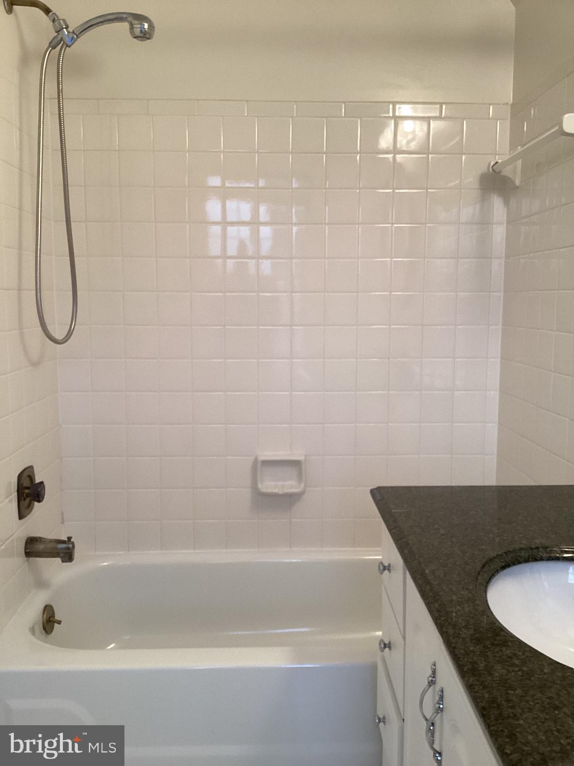 WOODSIDE - Residential