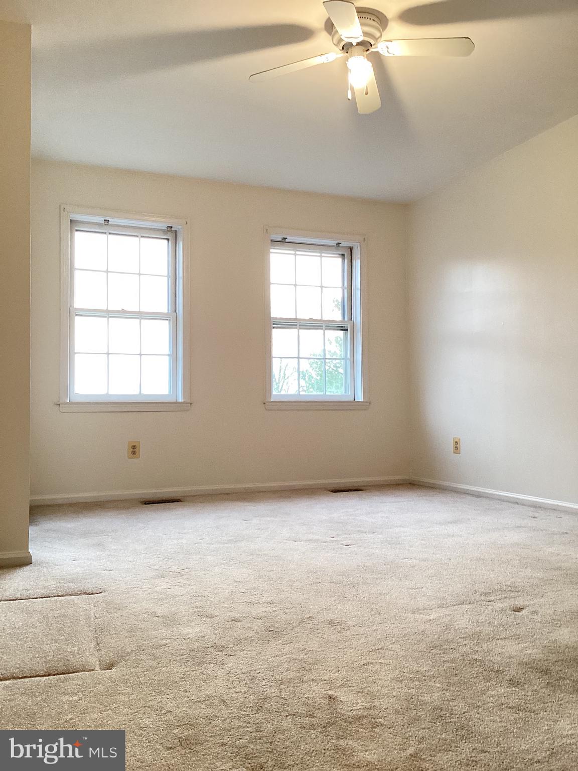 WOODSIDE - Residential