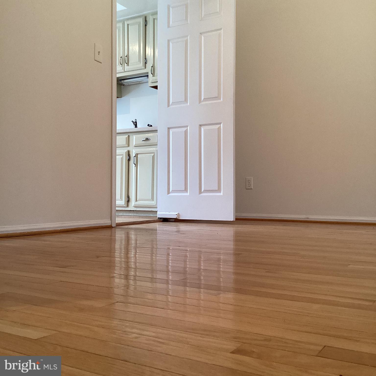 WOODSIDE - Residential