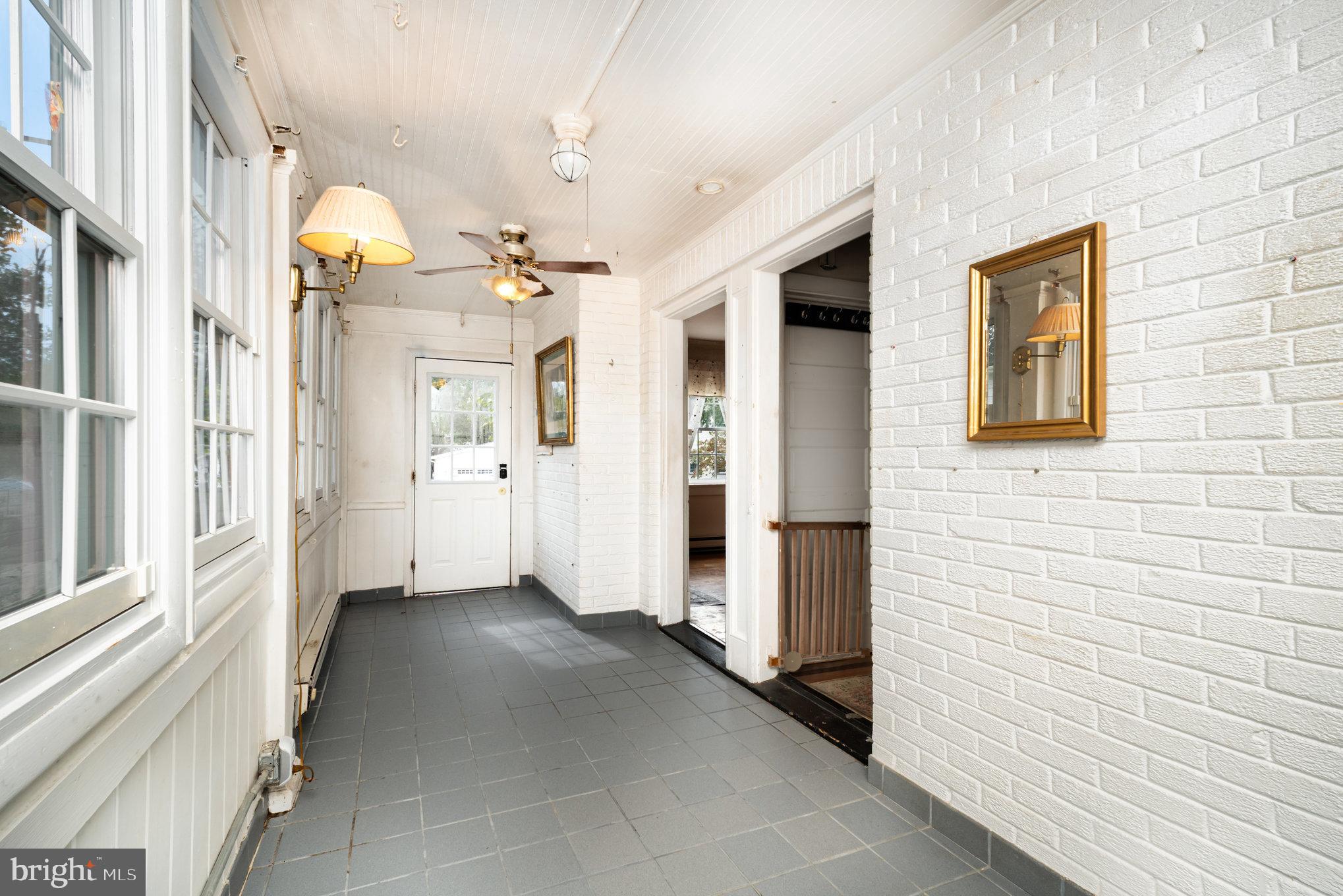 COLLEGE HEIGHTS - Residential