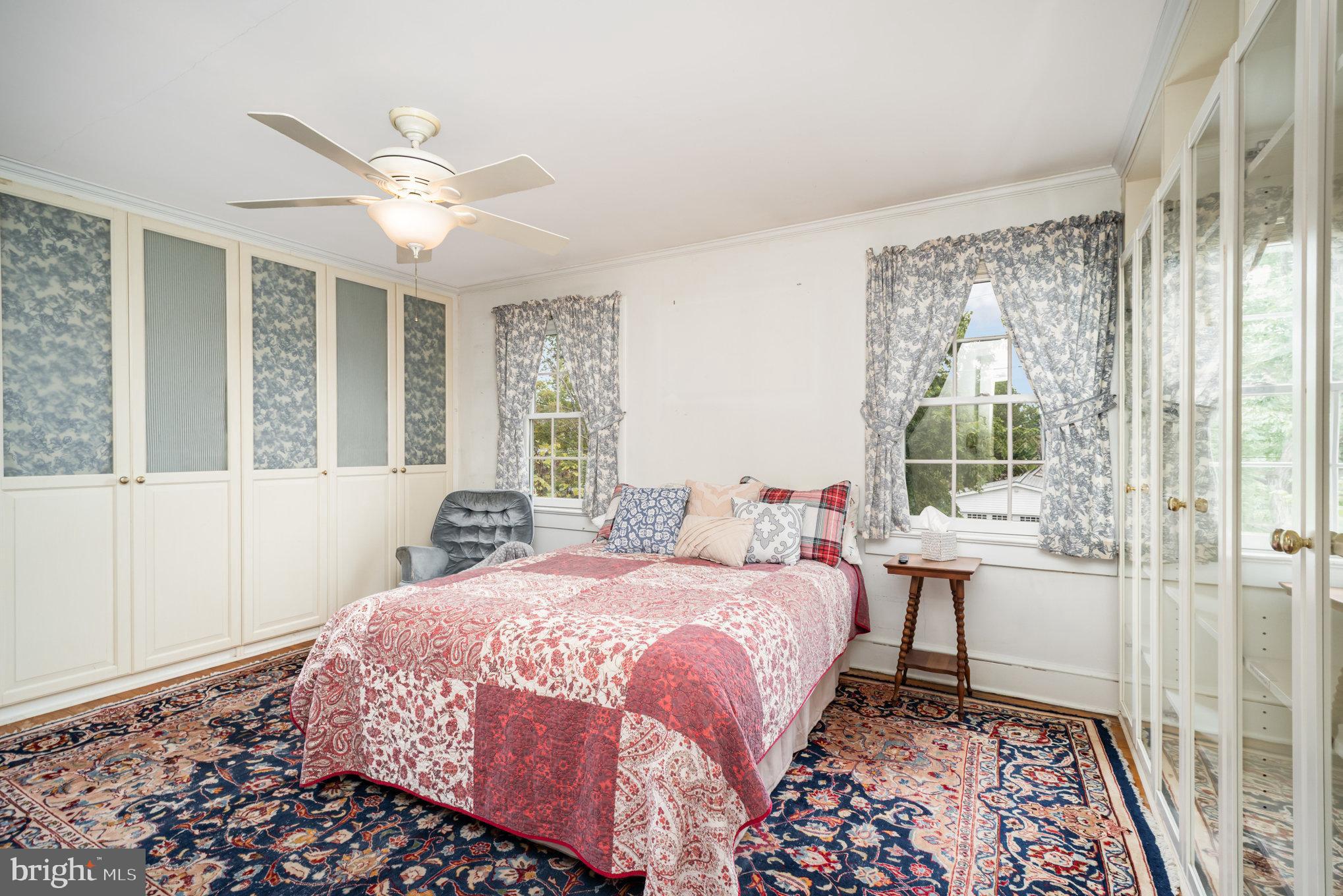 COLLEGE HEIGHTS - Residential