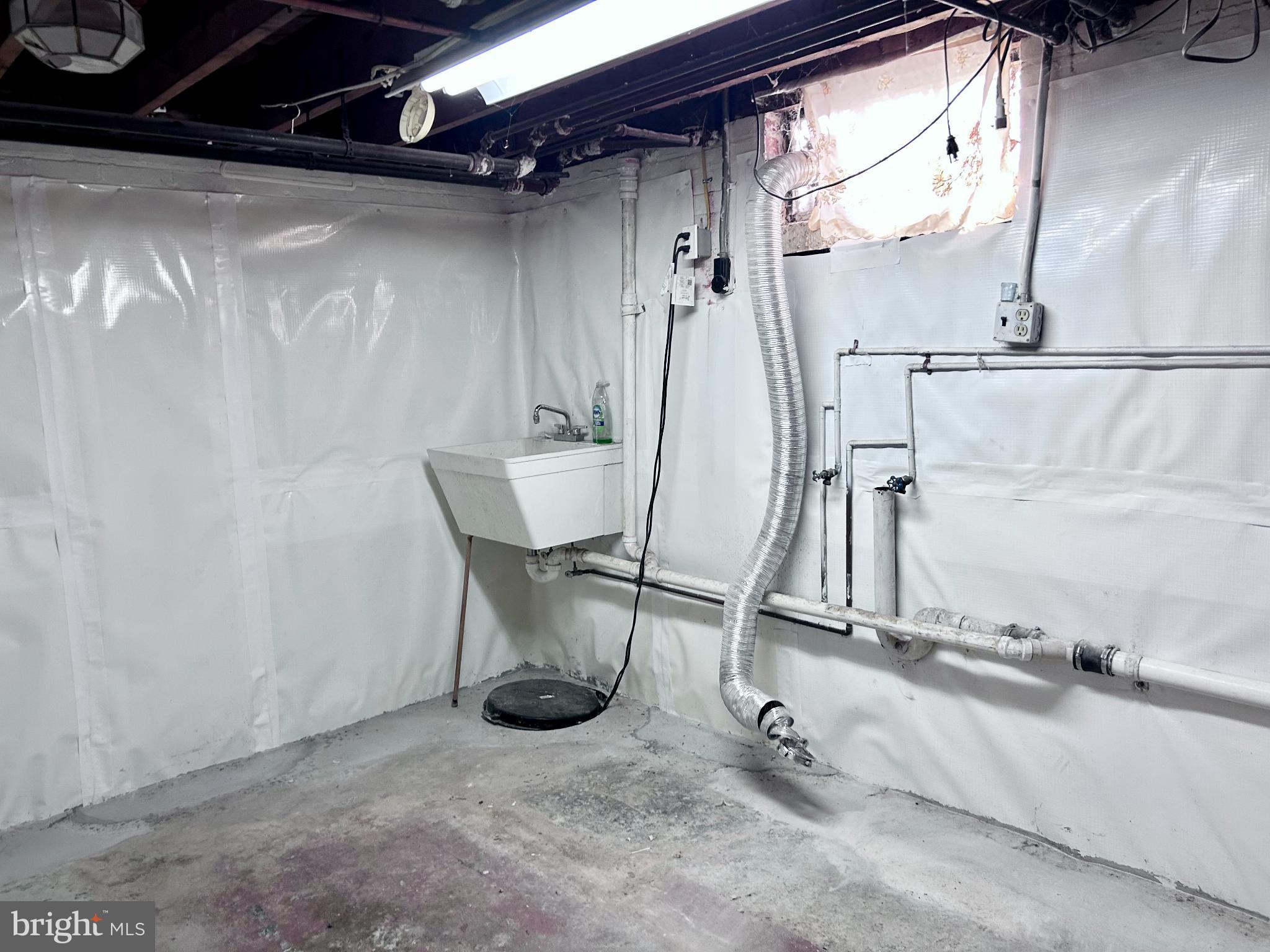 COLLEGE HEIGHTS - Residential