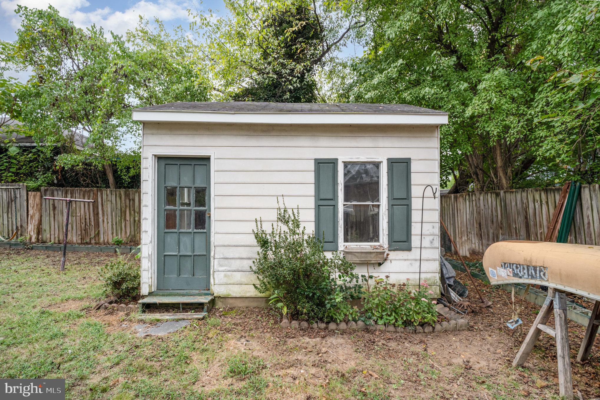 COLLEGE HEIGHTS - Residential