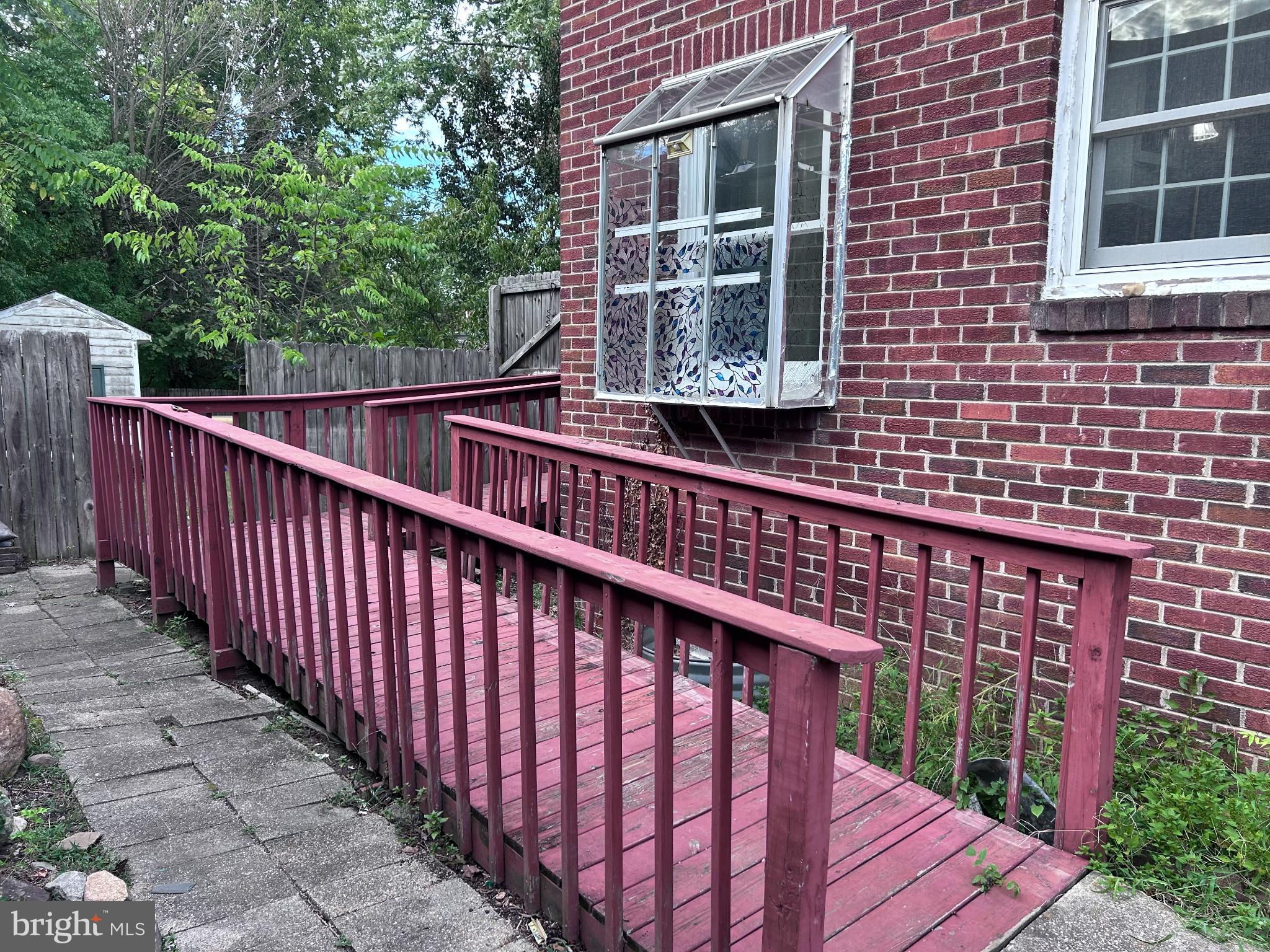 COLLEGE HEIGHTS - Residential