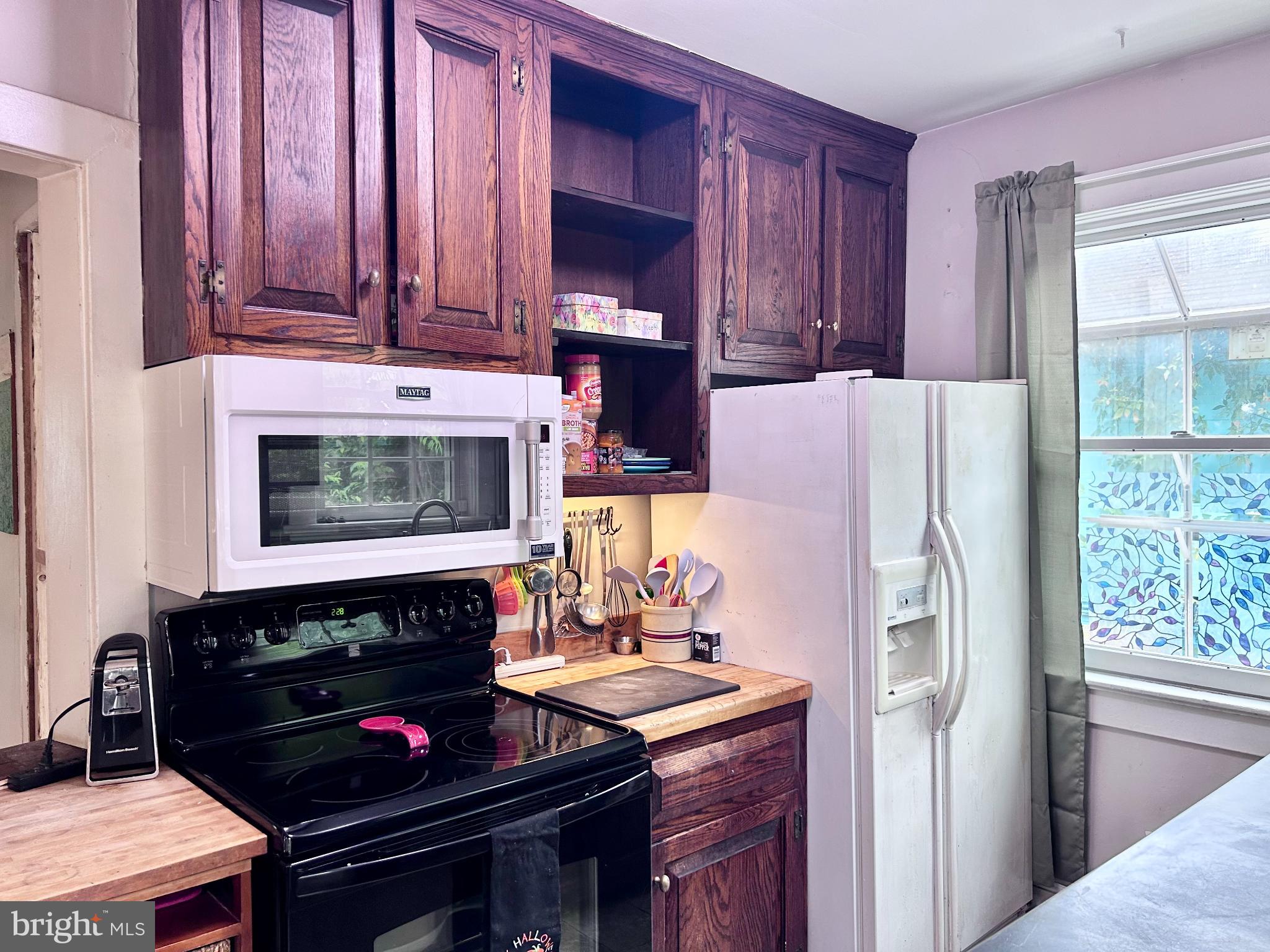 COLLEGE HEIGHTS - Residential