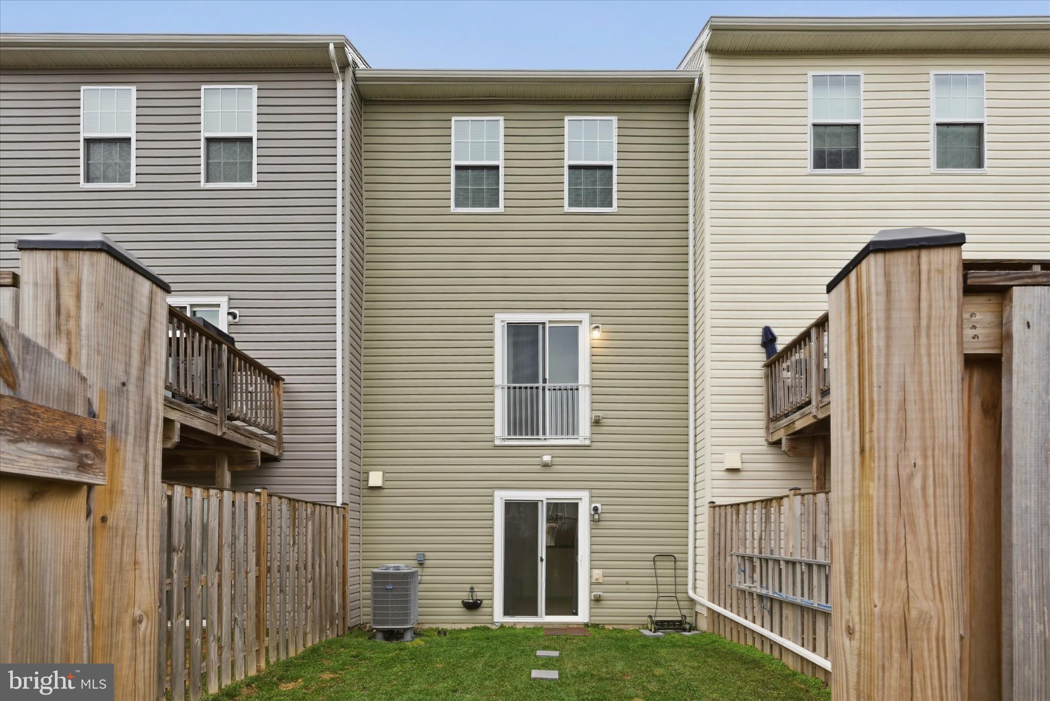 BERKELEY RIDGE - Residential