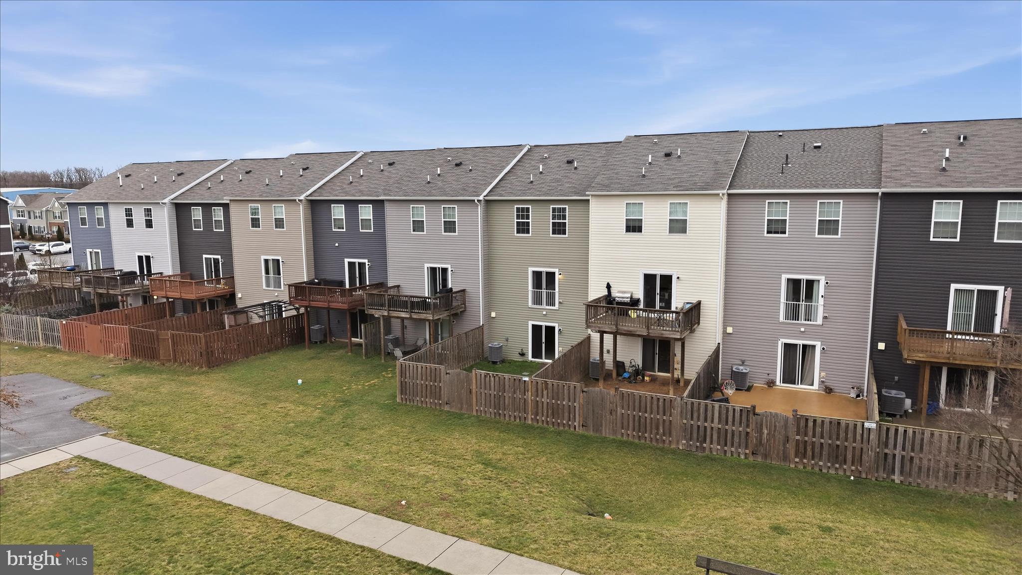 BERKELEY RIDGE - Residential