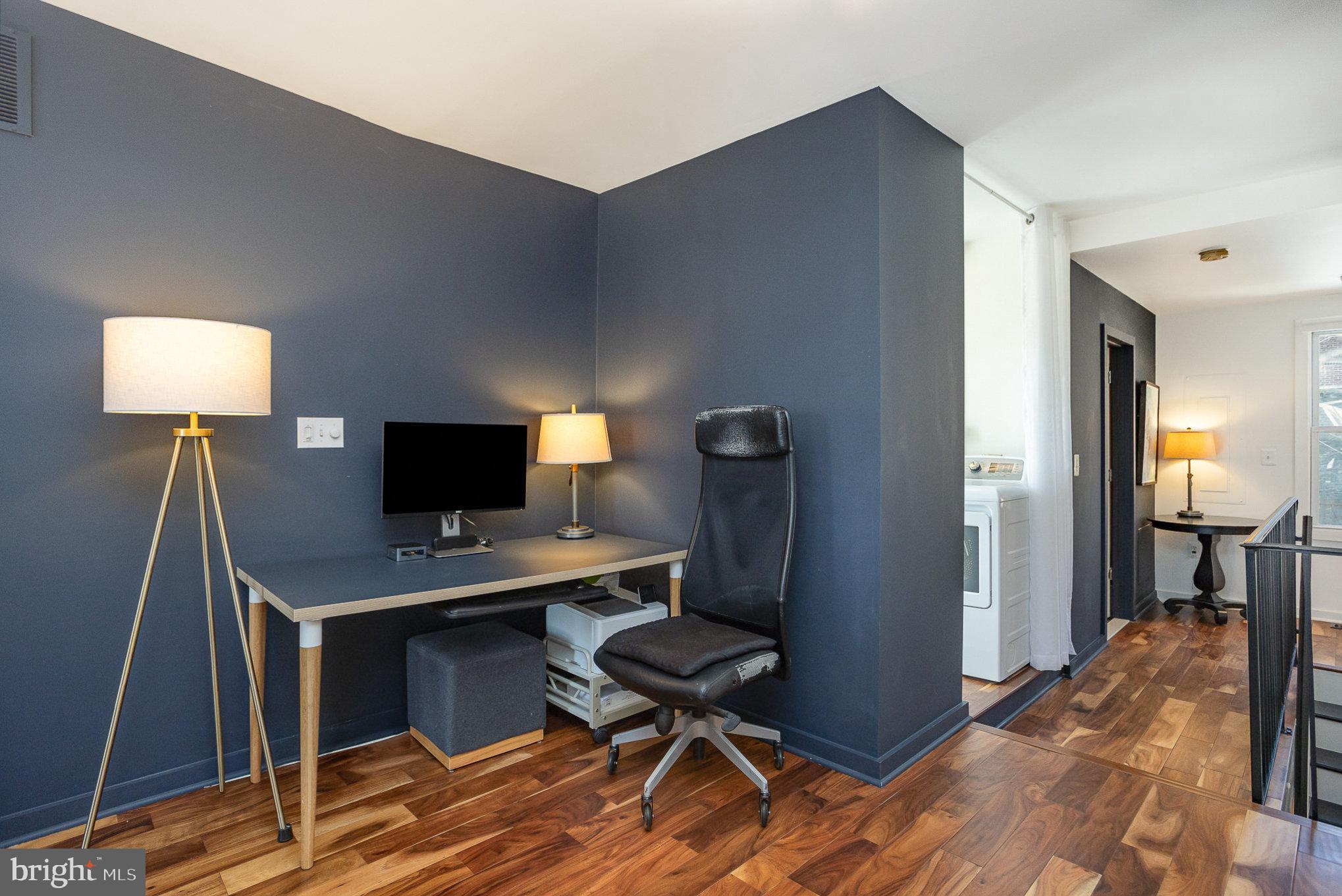 GREENMOUNT WEST - Residential