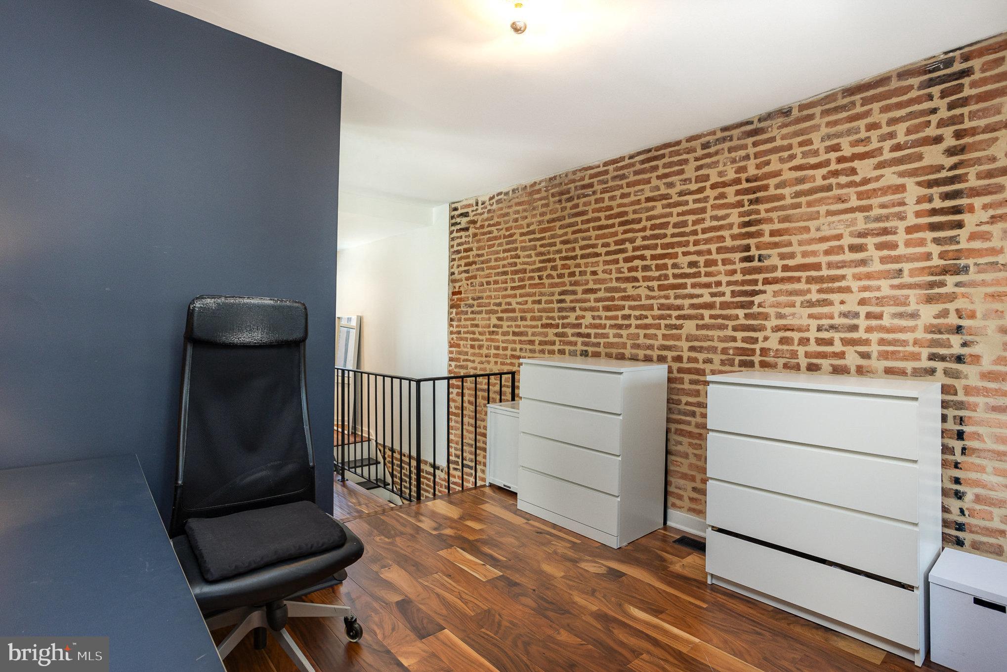 GREENMOUNT WEST - Residential