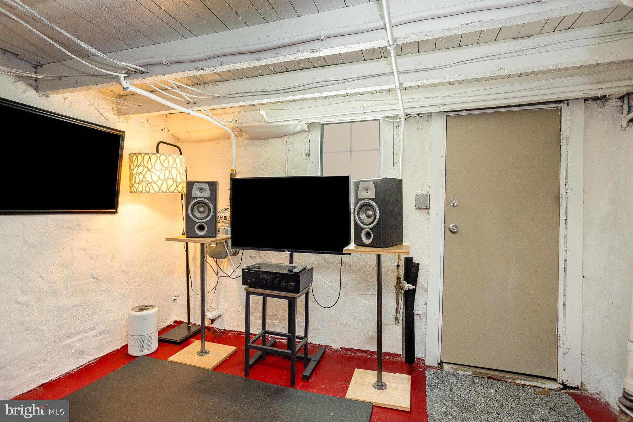 GREENMOUNT WEST - Residential