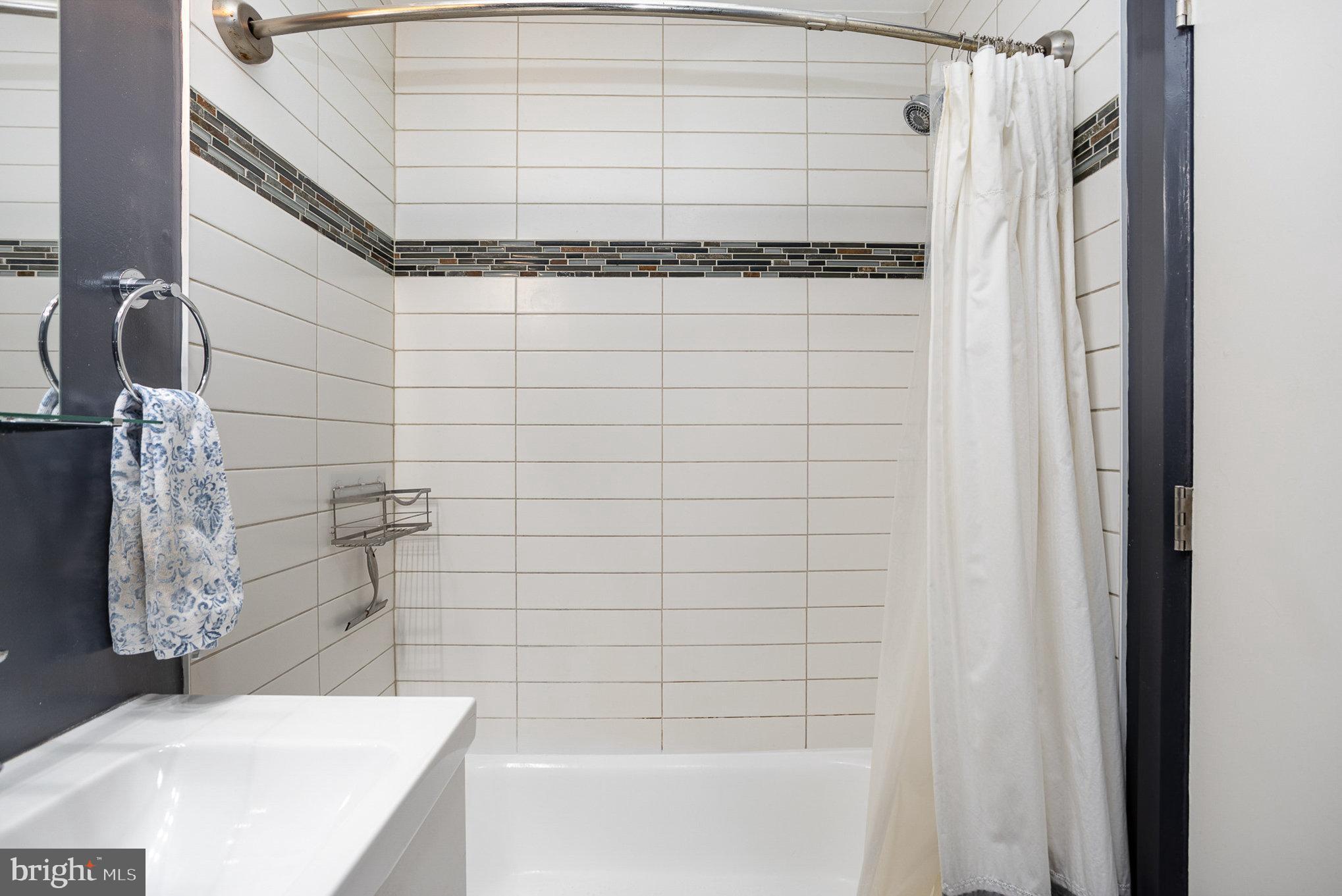 GREENMOUNT WEST - Residential